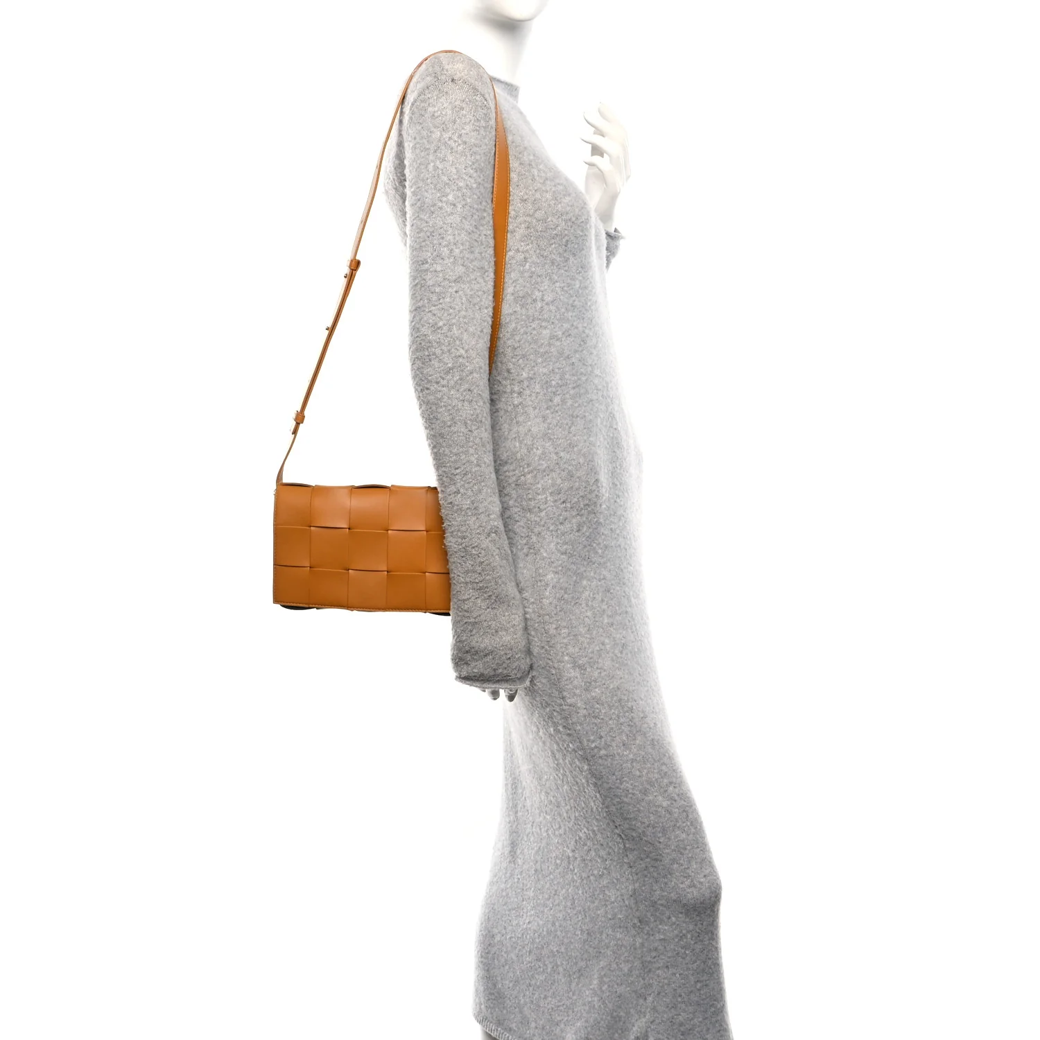 Lambskin Maxi Intrecciato Small Cassette Crossbody Bag Clay