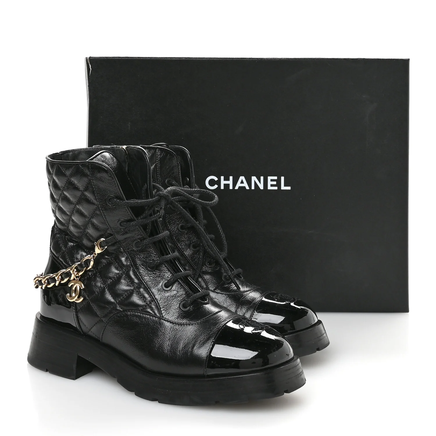Shiny Calfskin Patent Quilted Chain Lace Up Combat Boots 40 Black