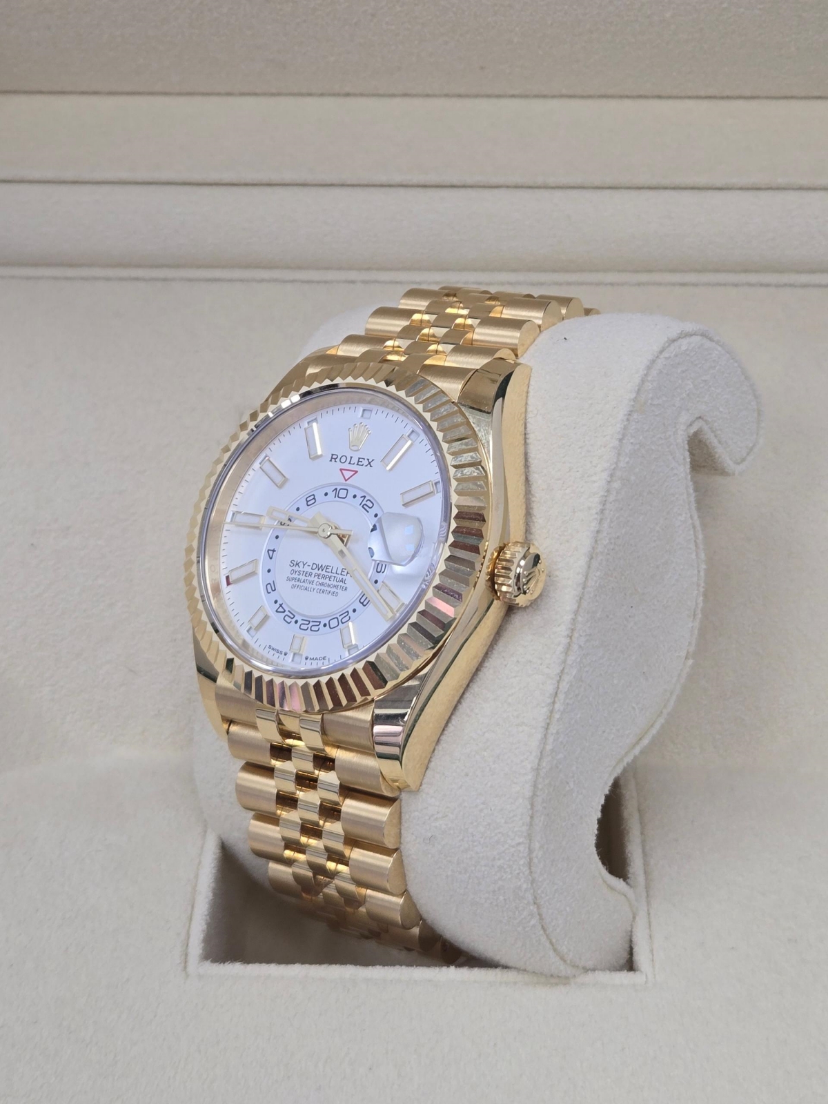 [Super Clone]RLX  Sky-Dweller 42mm Yellow Gold White Dial Jubilee - 336938【Super Clone】