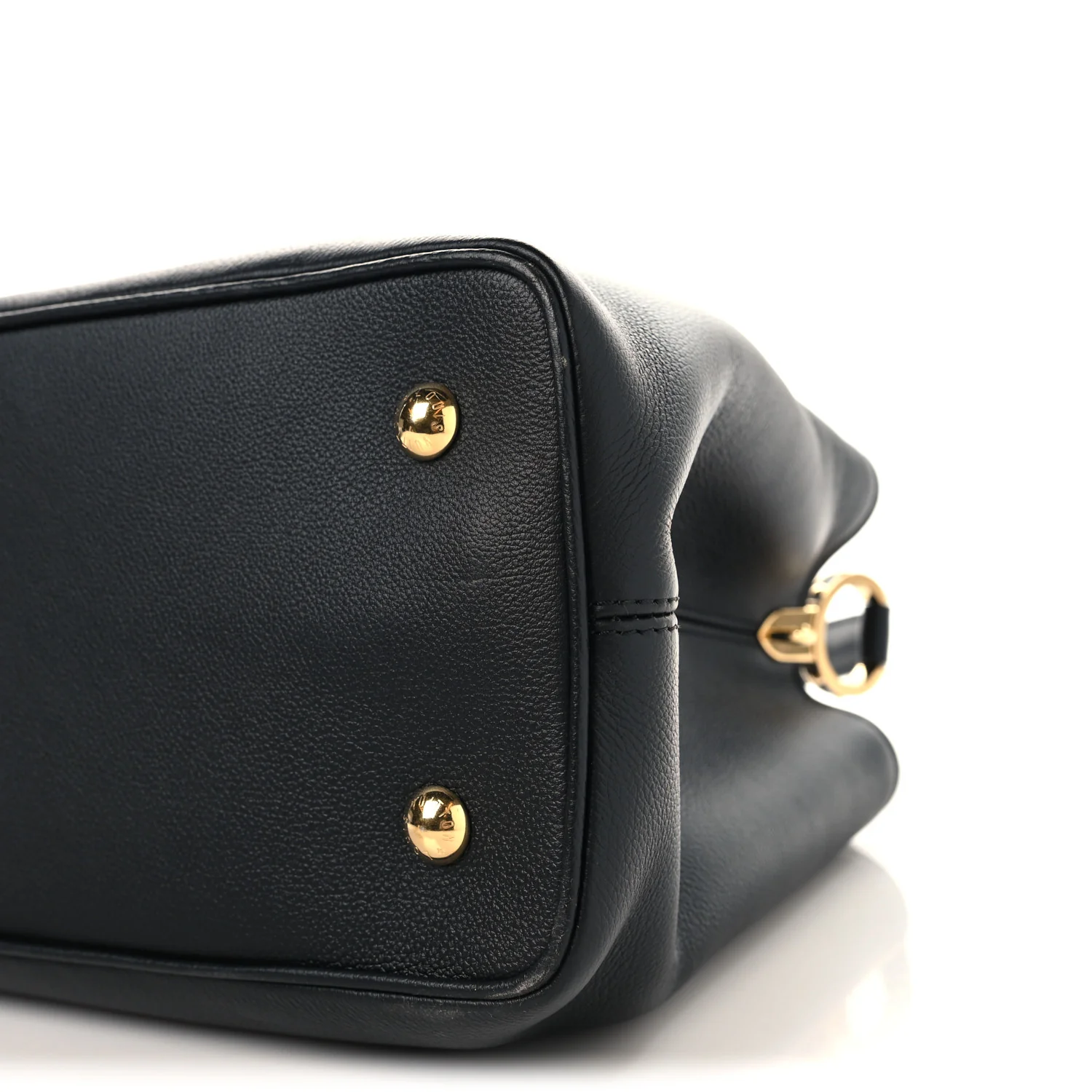 Taurillon Capucines GM Souple Black