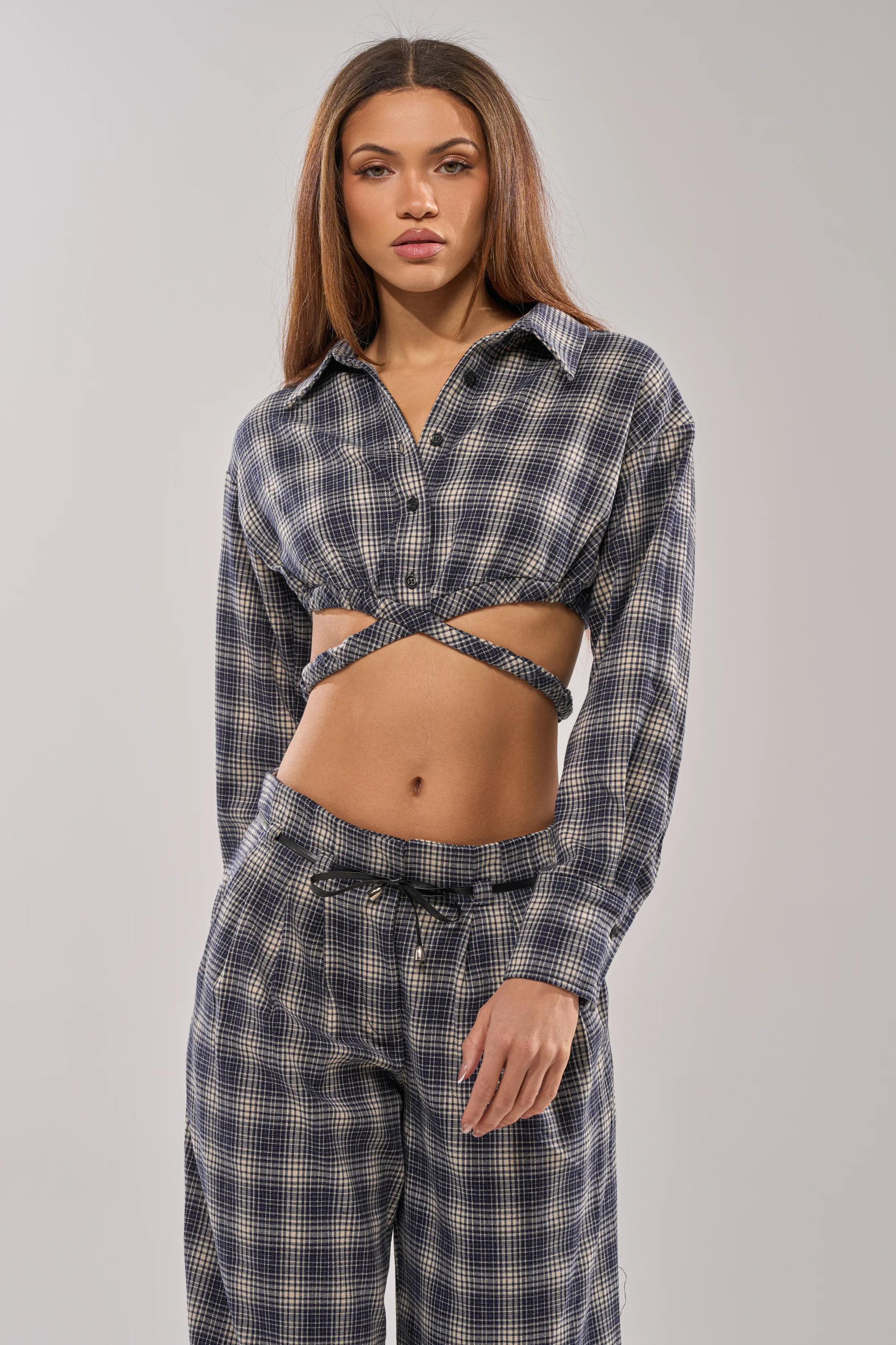 JANE PLAID BUTTON DOWN - Akira Store