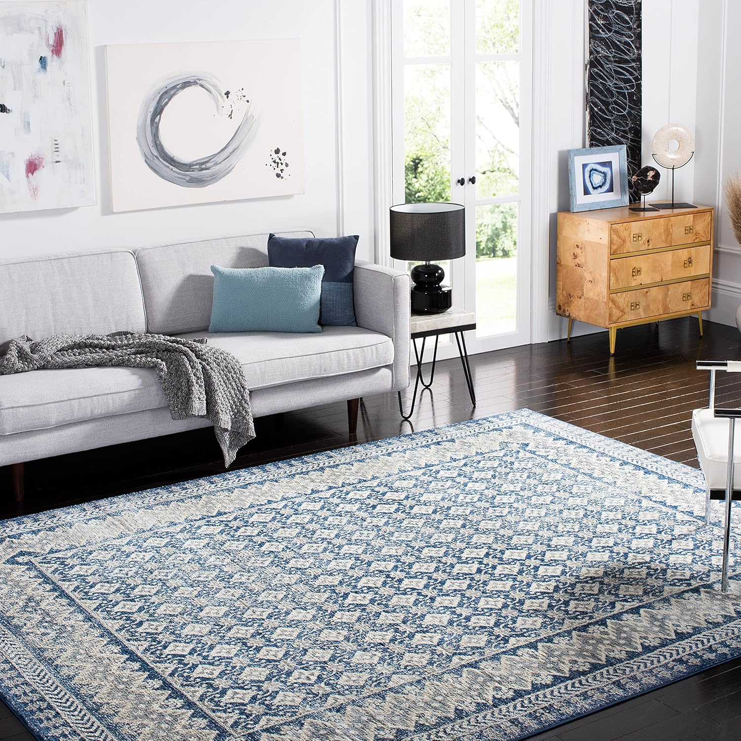 SAFAVIEH Brentwood Collection Area Rug - 9' x 12', Navy & Beige, Traditional Oriental Distressed Design, Non-Shedding & Easy Care, Ideal for High Traffic Areas in Living Room, Bedroom (BNT899N)