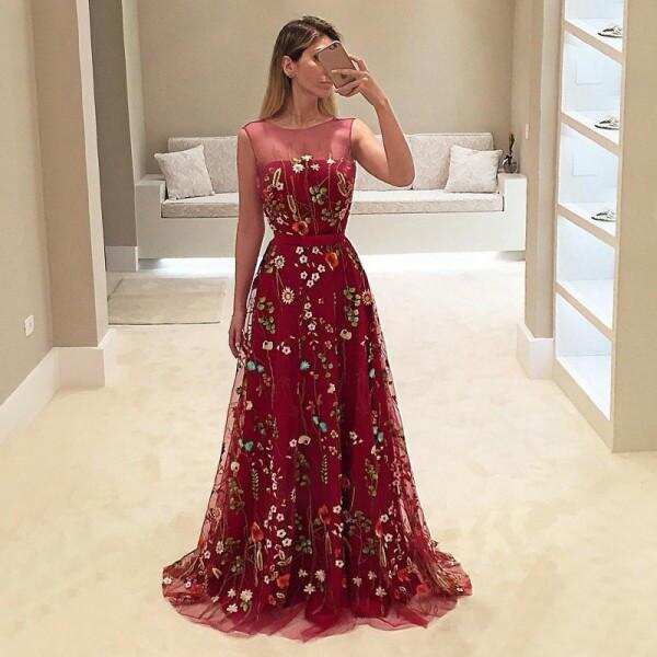 A-Line Bateau Burgundy Floral Lace Long Prom Dresses DMH4