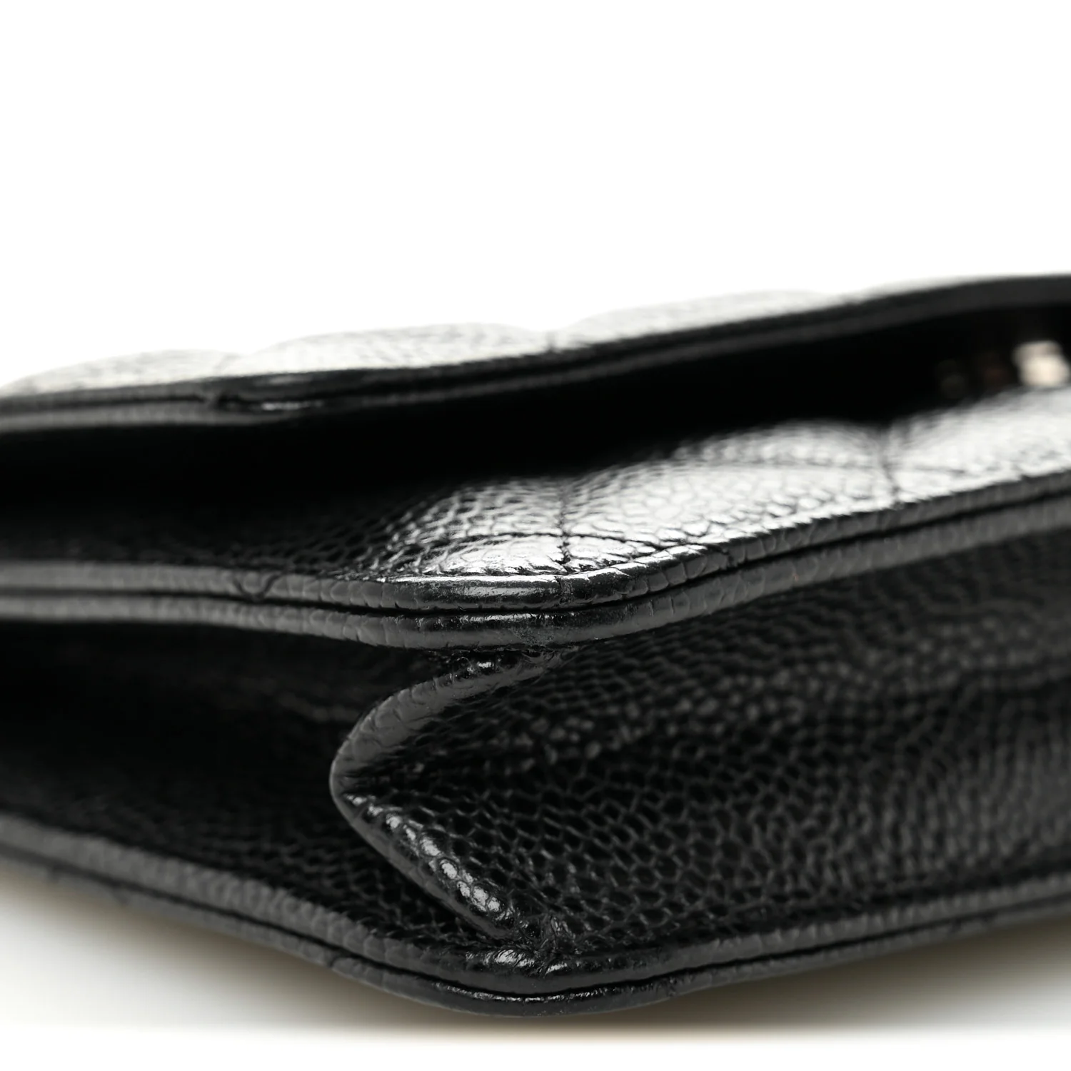 Caviar Quilted Wallet on Chain WOC Black