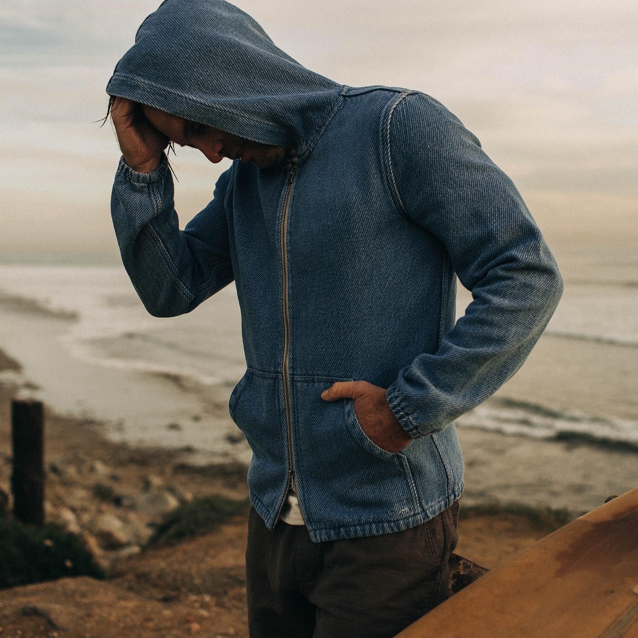 La veste Riptide en sergé indigo délavé
