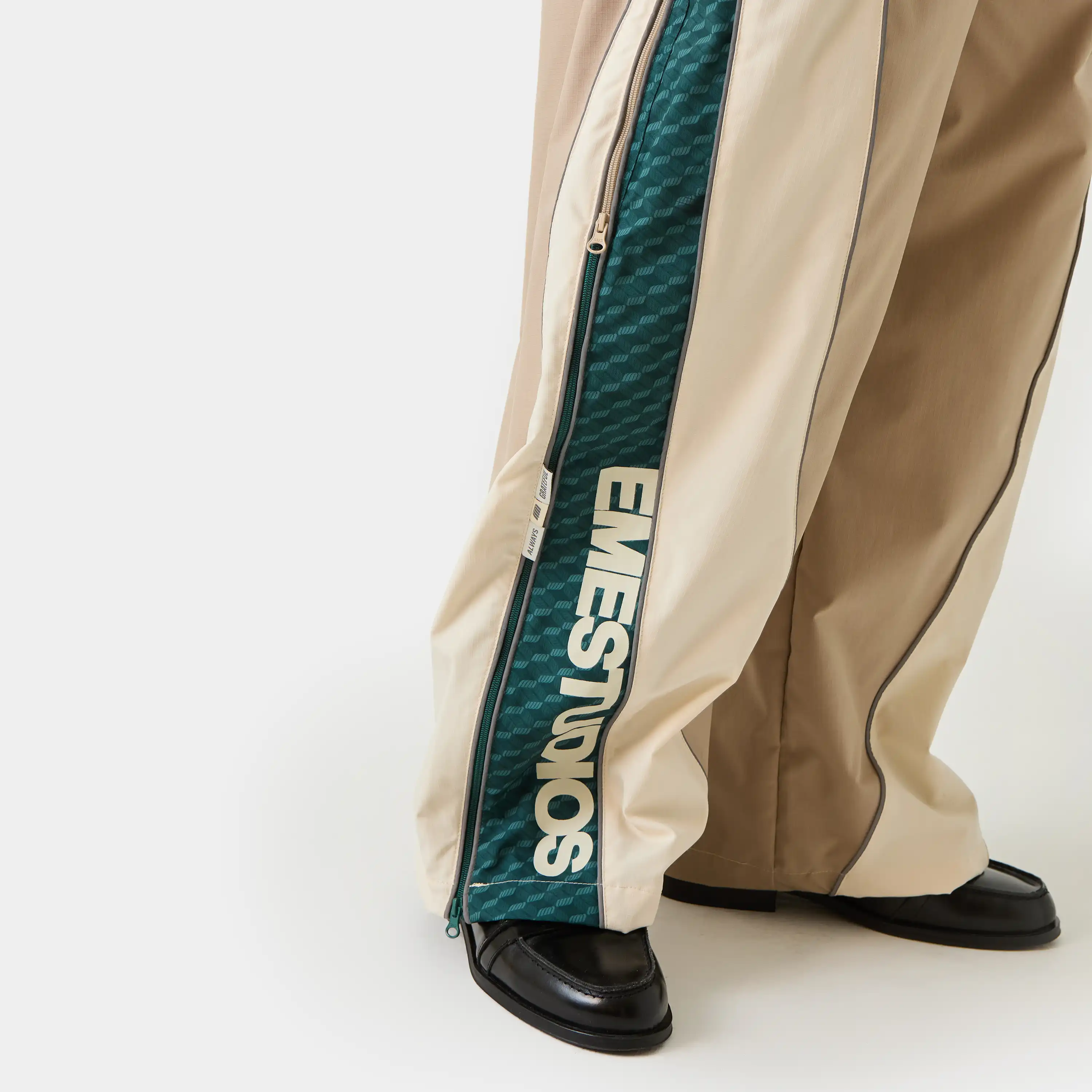 Arco Forest Sweatpants