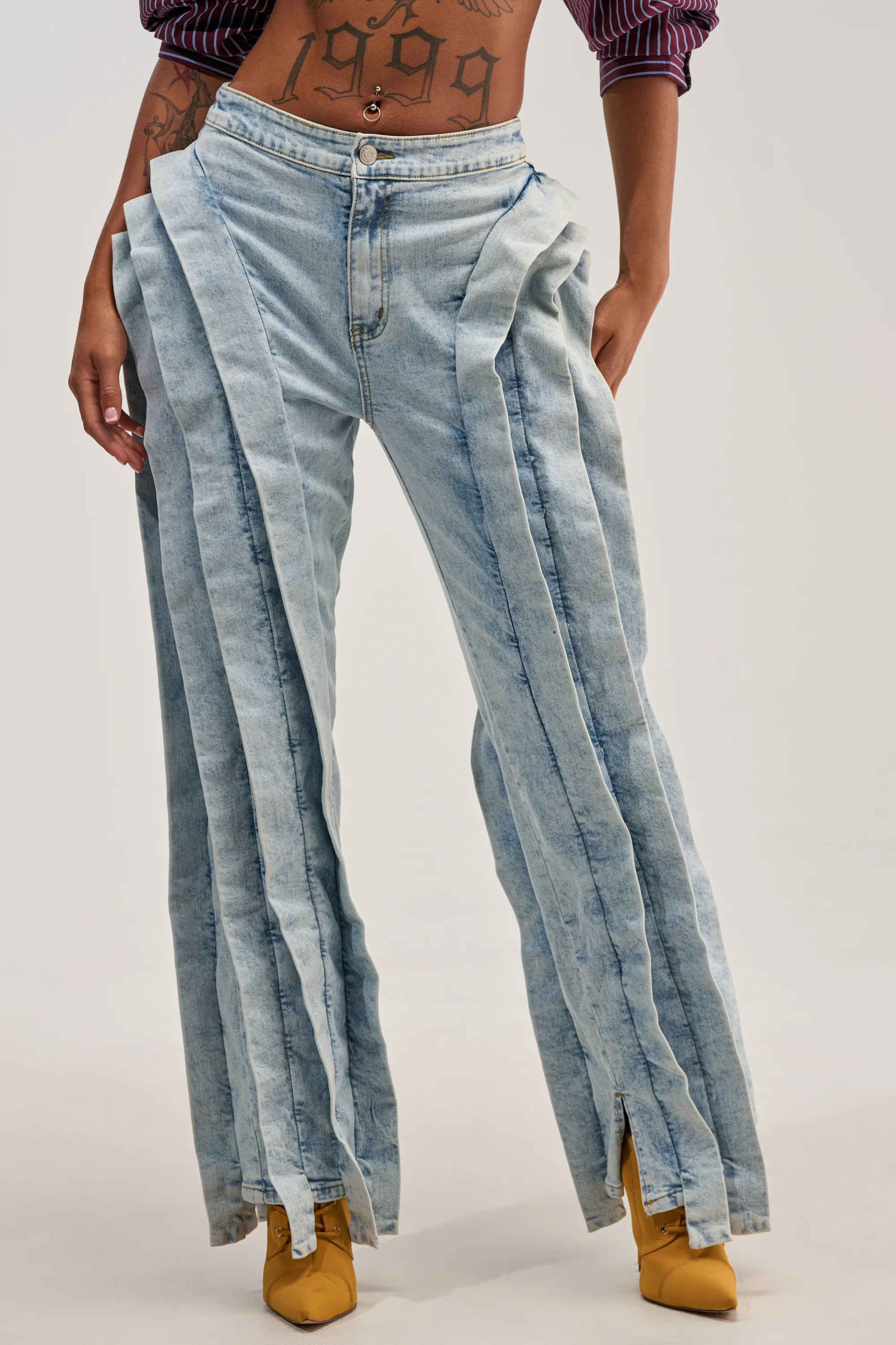 INFINITY TROUSER IN DENIM - Akira Store