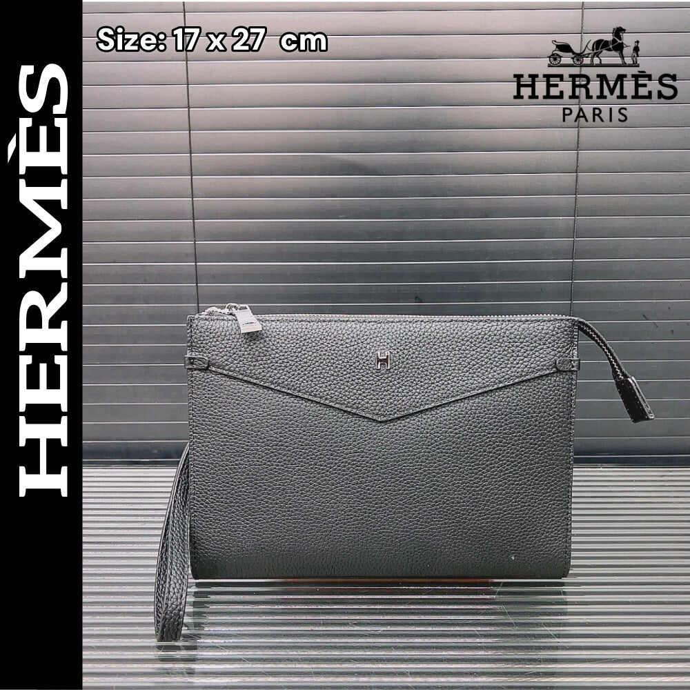 【エルメス】シンプルでエレガント ブラックレザークラッチ 大人の男性に最適