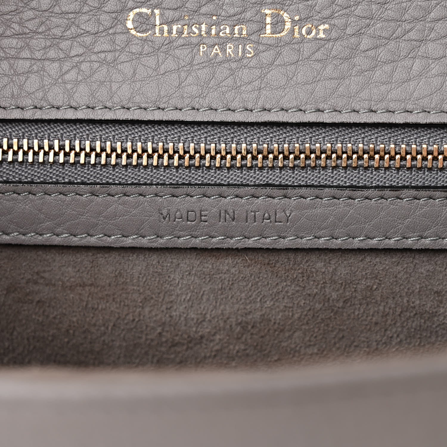 Grained Calfskin Medium Diorama Flap Bag Gris