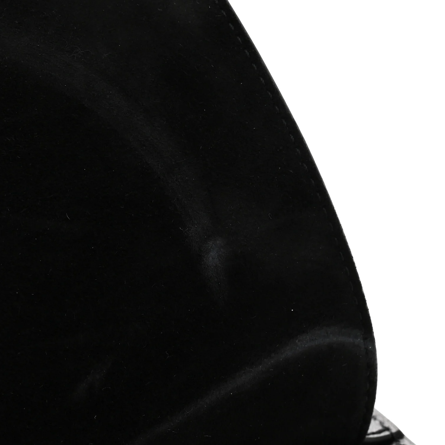 Box Calfskin Large Bobby Flap Black