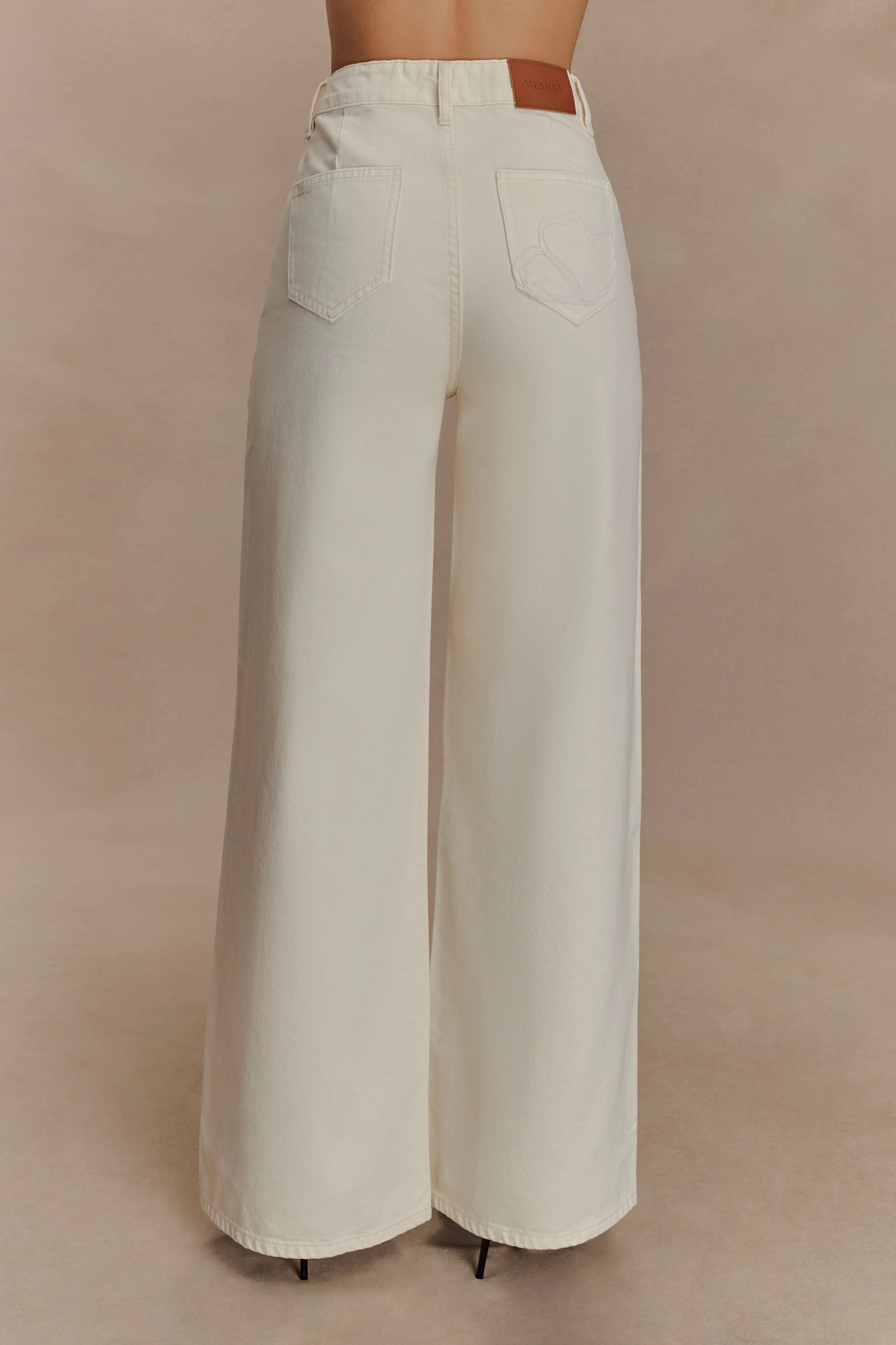 Carmella Embroided Jeans - Ecru