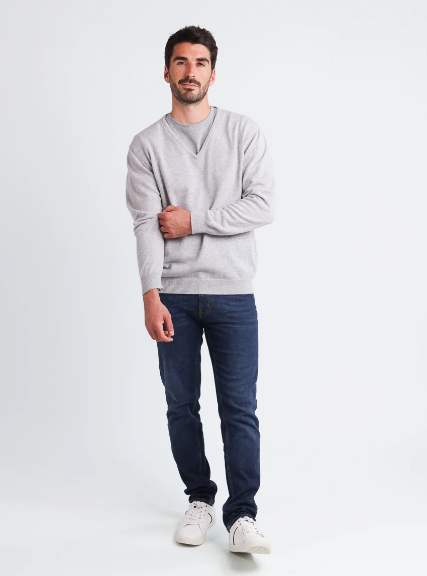 Pull homme col V en cachemire et laine gris nacre