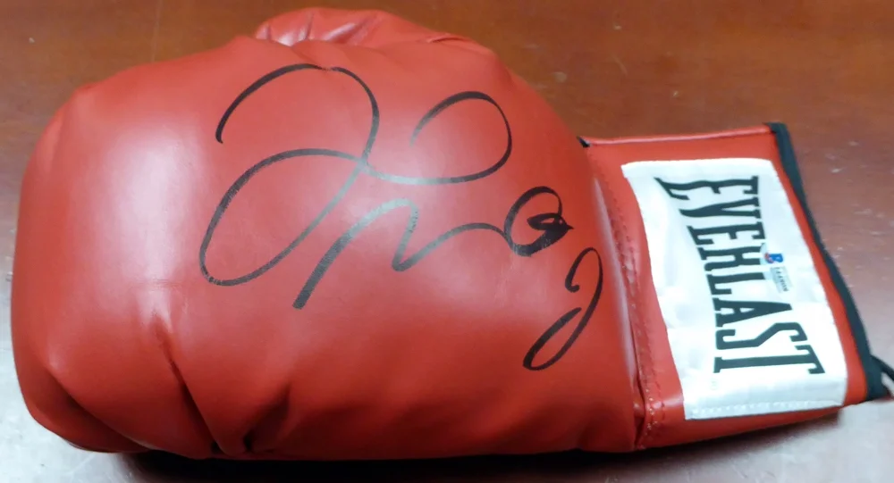 Floyd Mayweather Jr. Autographed Red Boxing Glove LH BAS 121799 - Image 2