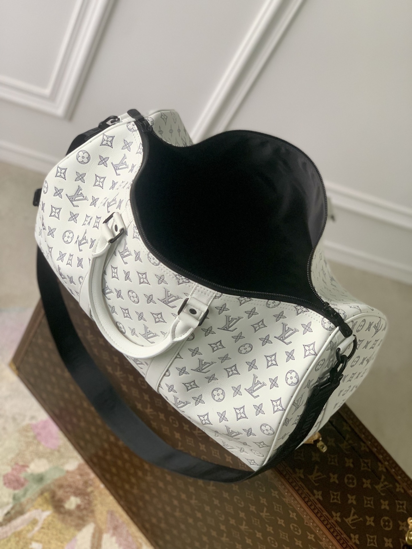 Louis M24954 KEEPALL BANDOULI��RE 50 bag size: 50*29*23 cm