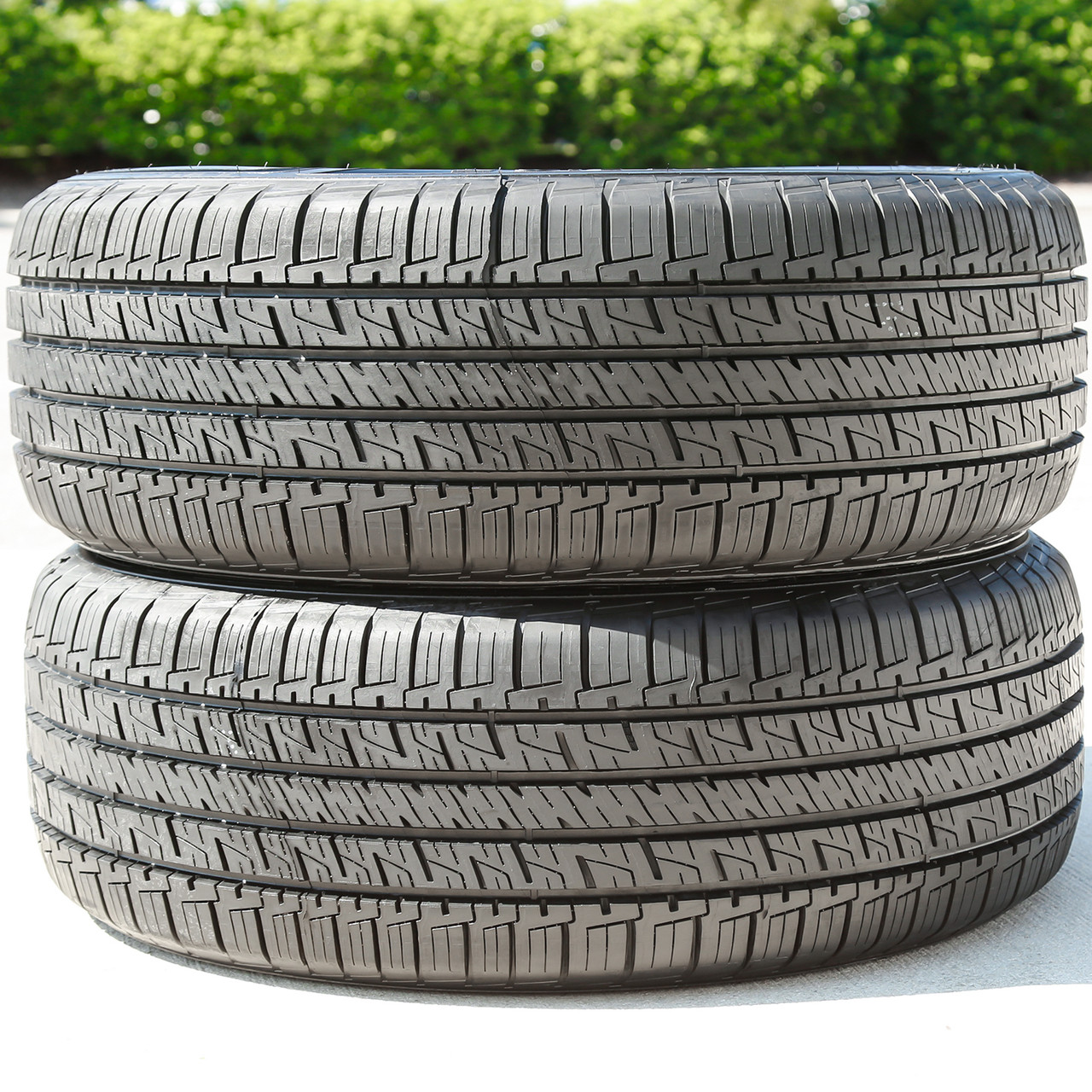 Goodyear Assurance Maxlife 225/50R17 94V All - Season Tire