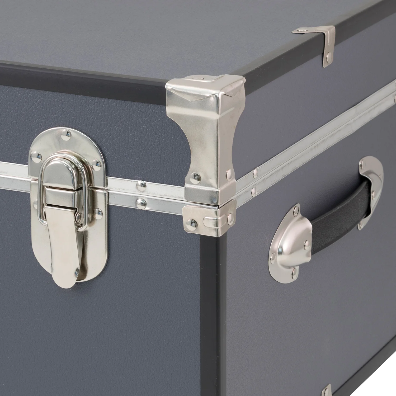 Seward Trunk Rover 30 in. Locking Trunk with Wheels(Gray) - Image 6