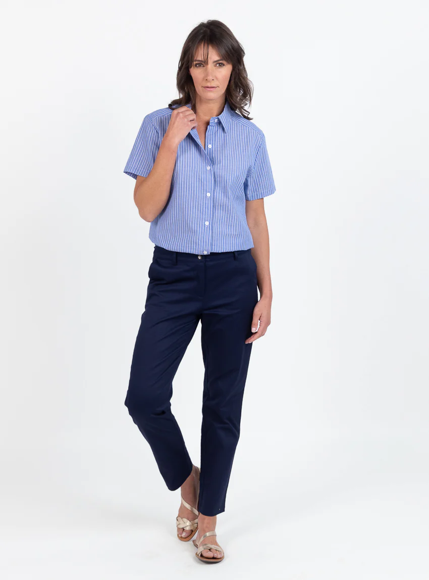 Pantalon chino femme en coton bleu marine