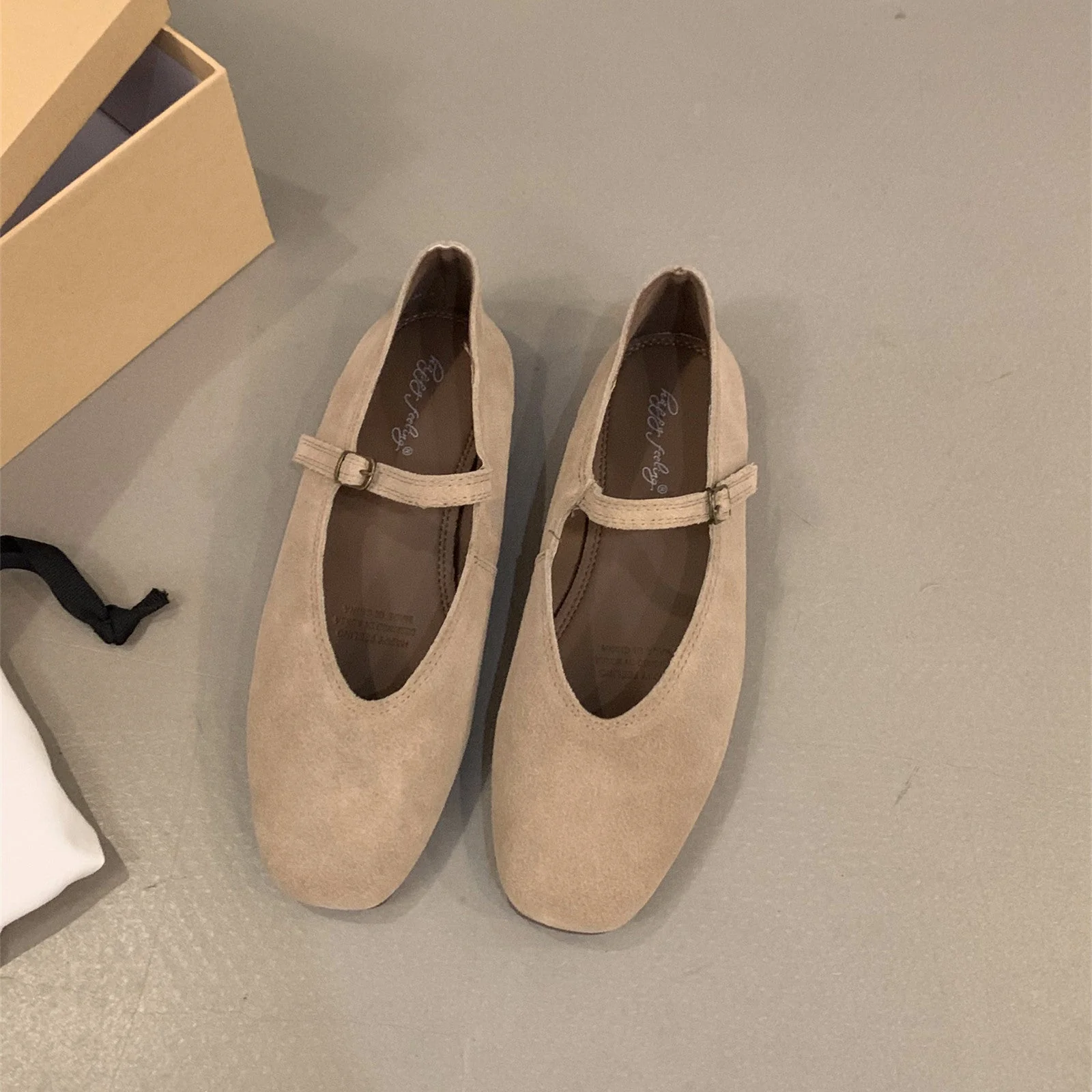 Léa Blanchet | Ballerines Élégantes à Bride