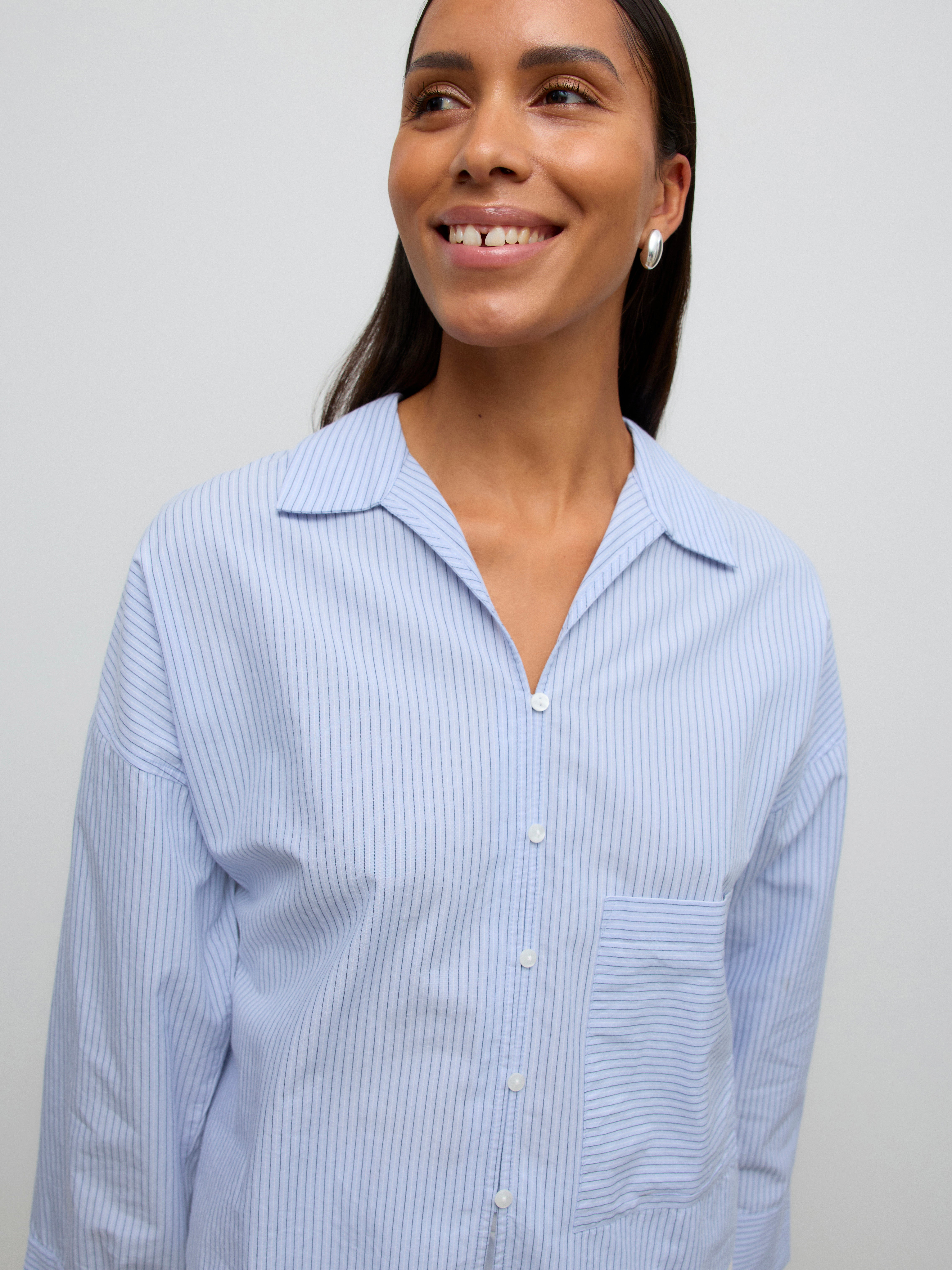 VERO MODA® AWALLY Shirt