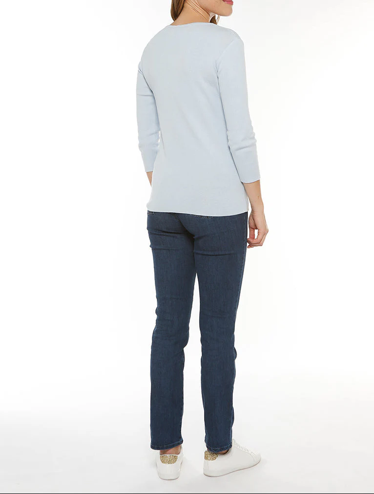 Pull femme en coton ciel pâle
