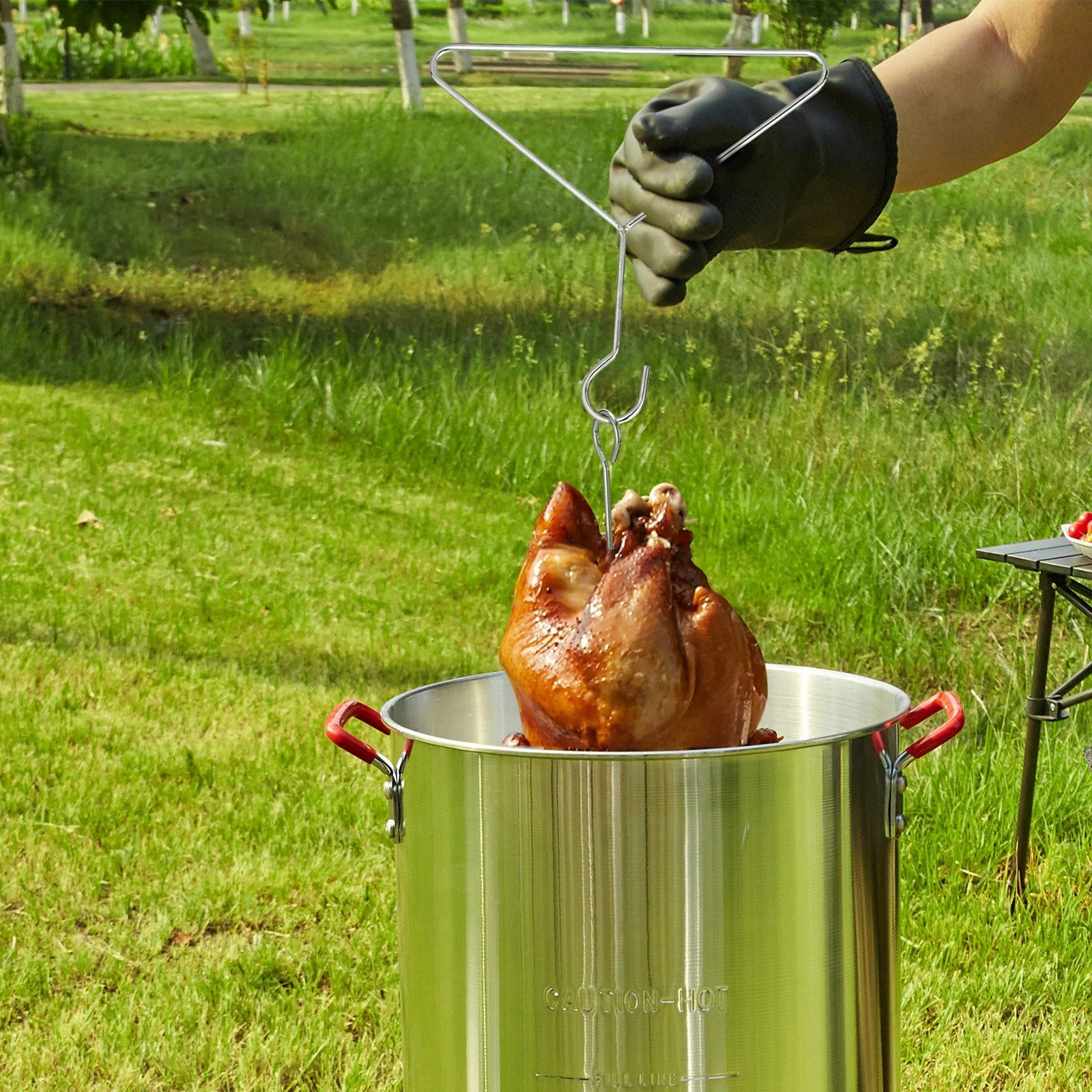 30QT Aluminum Turkey Deep Fryer Kit with High-Pressure Burner for Outdoor Use, Includes Poultry Rack and Thermometer - Image 10