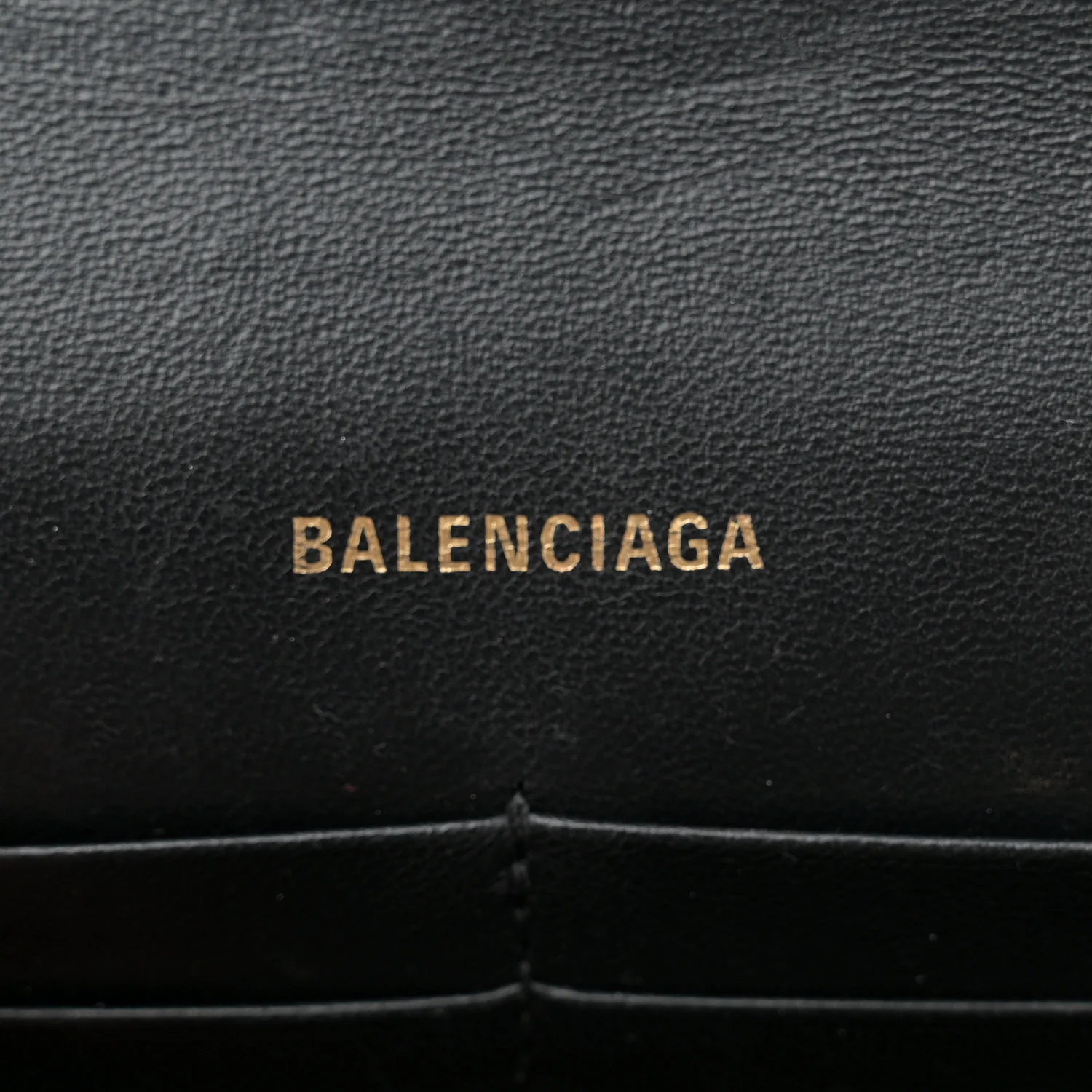 Shiny Calfskin Crocodile Embossed Hourglass Chain Bag Black