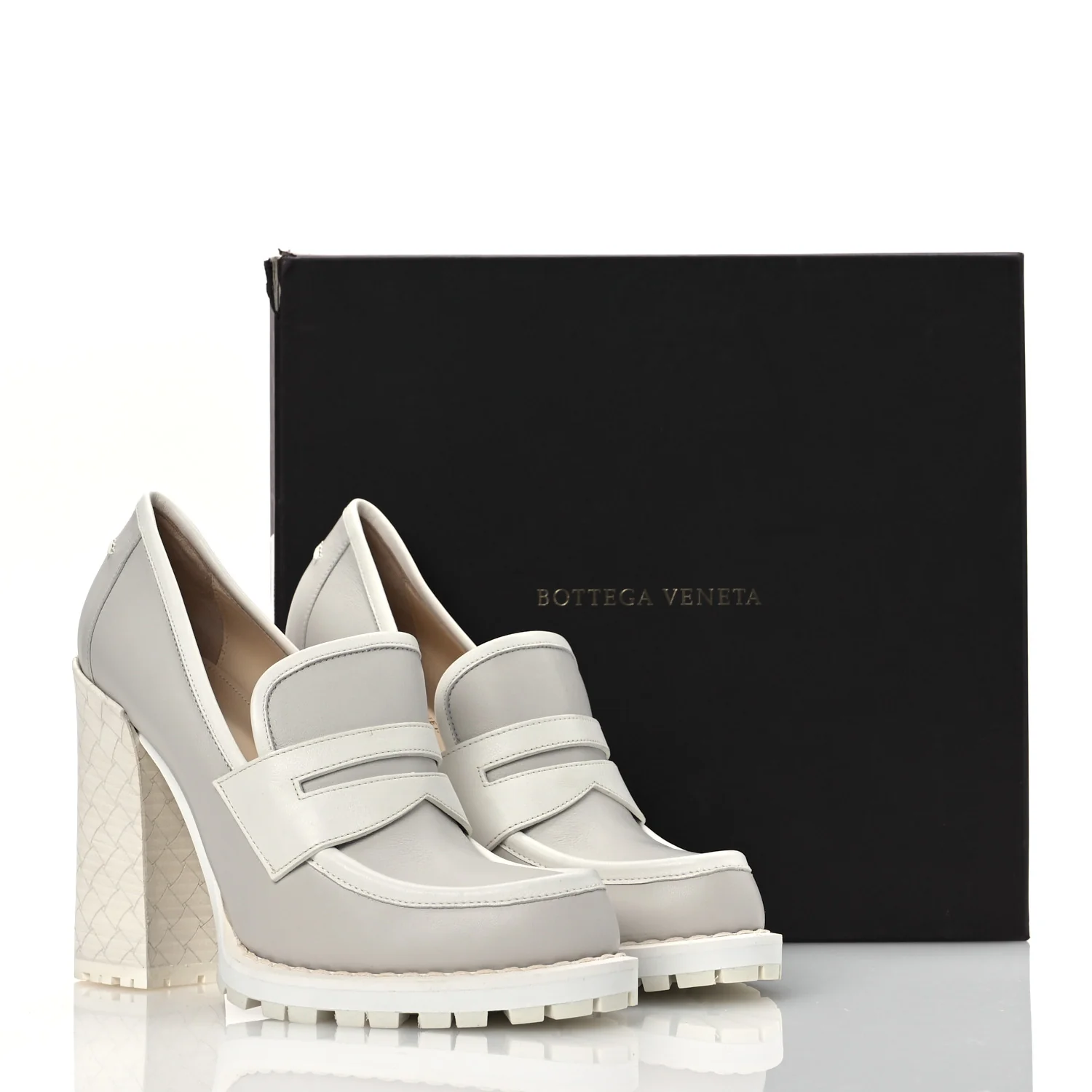 Calfskin Loafer Pumps 39.5 Mist Bianco