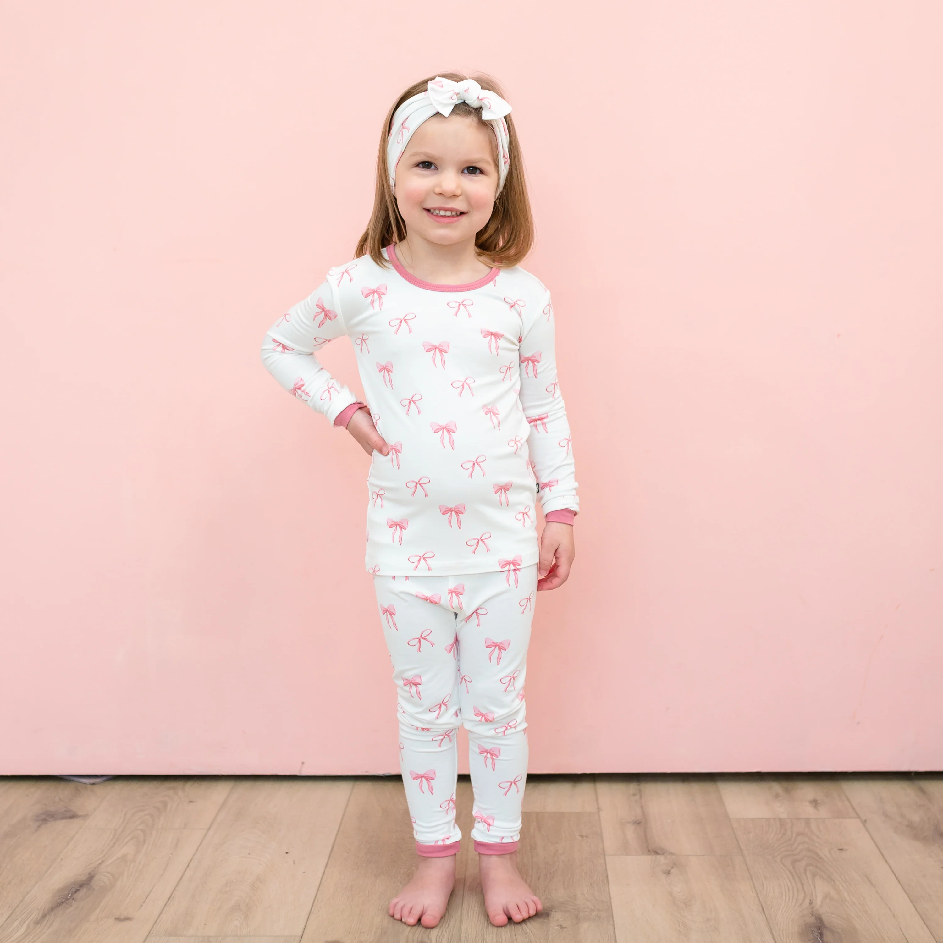 Long Sleeve Pajamas in Bow