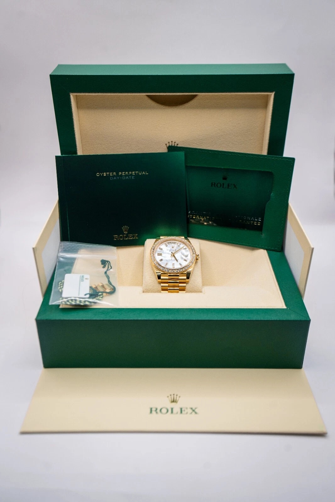 [Super Clone]RLX Day-Date 40mm White Mother-of-Pearl Dial President Watch 228348RBR-0046