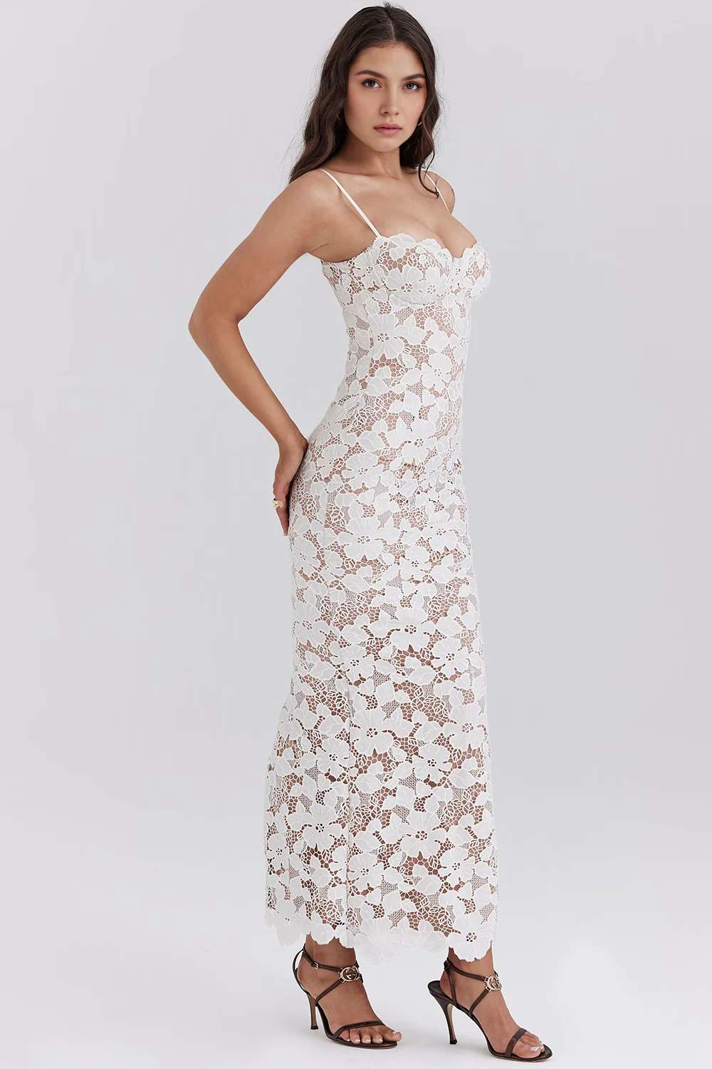 Évangéline | Robe Maxi Brodée