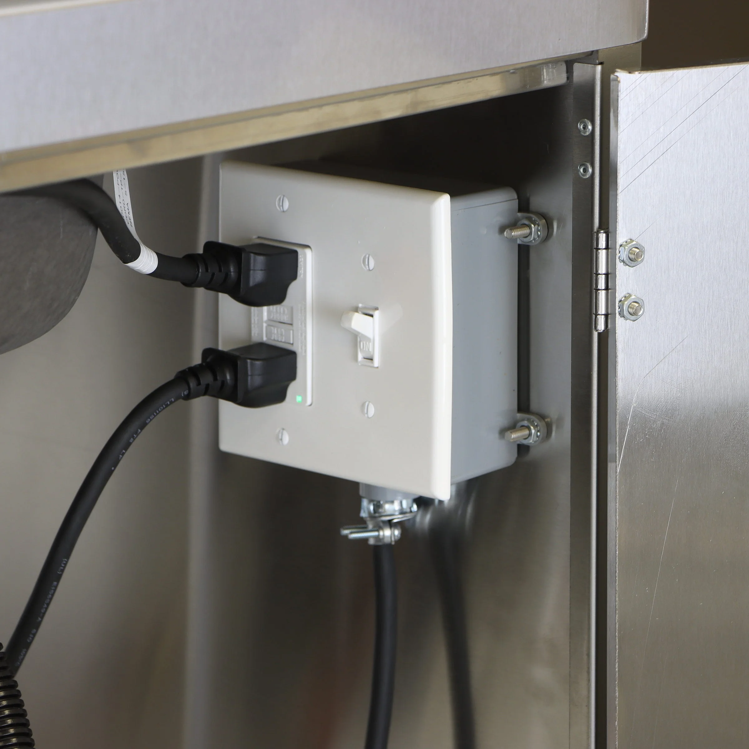 Electric Portable Sink, with Hot Water Heater and Pump Movable Steel Hand Washing Sink - Image 10