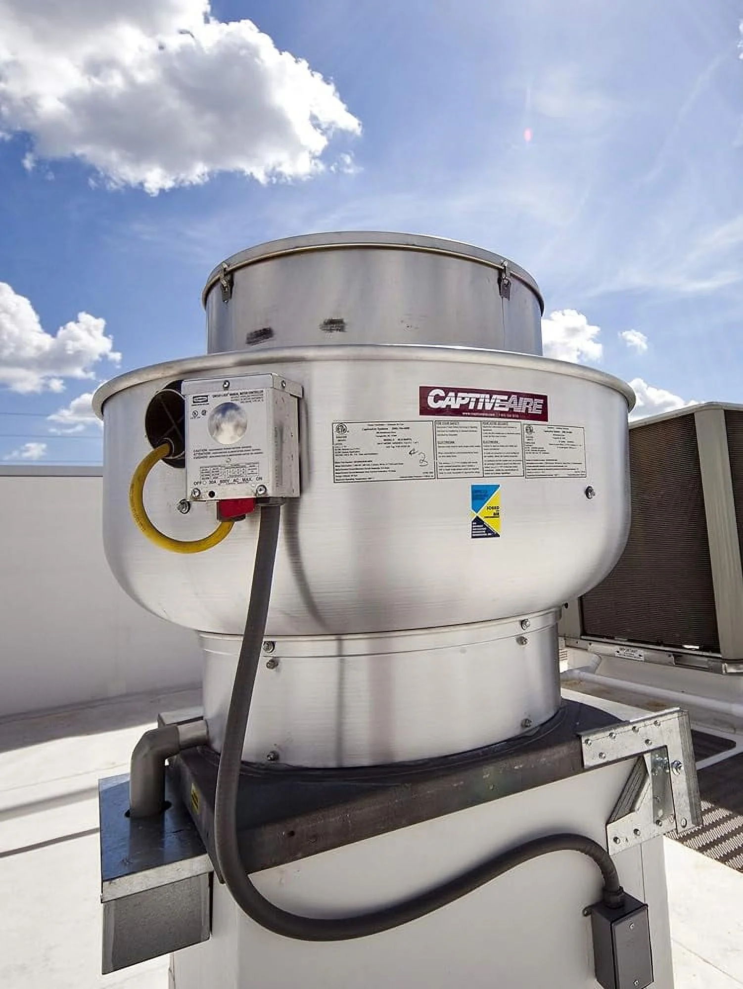 Restaurant Canopy Hood Grease Rated Exhaust Fan- High Speed Direct Drive Centrifugal Upblast Exhaust Fan with speed control- 19" Fan Base, 0.180 HP 115 Volt Single Phase Motor, 100-500 CFM (DU12HFA)(DU12HFA) - Image 10