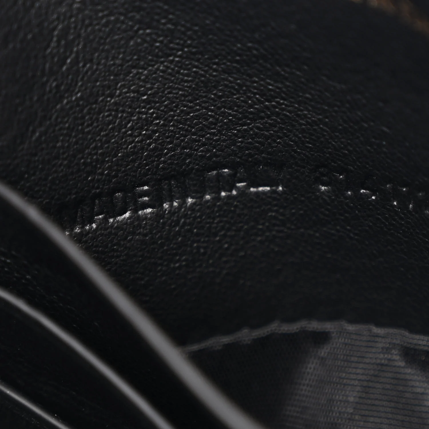 Natural Smooth Calfskin Rodeo Sling Pochette Black