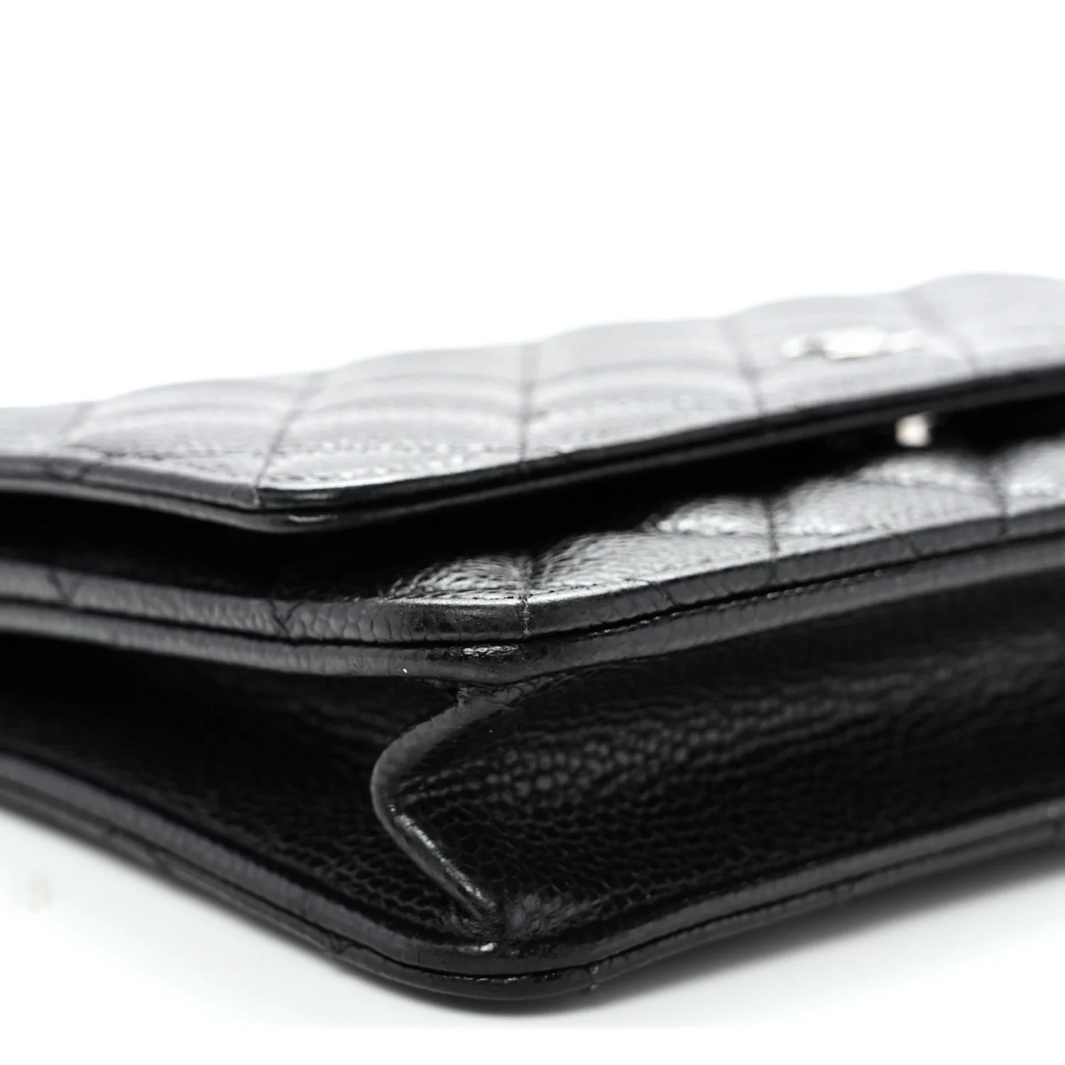 Caviar Quilted Wallet on Chain WOC Black