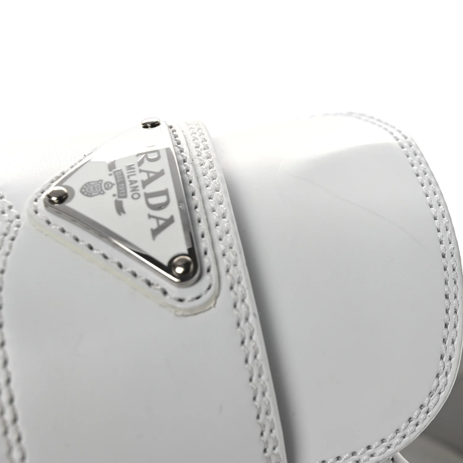 Spazzolato Triangle 50mm Loafers 41 White