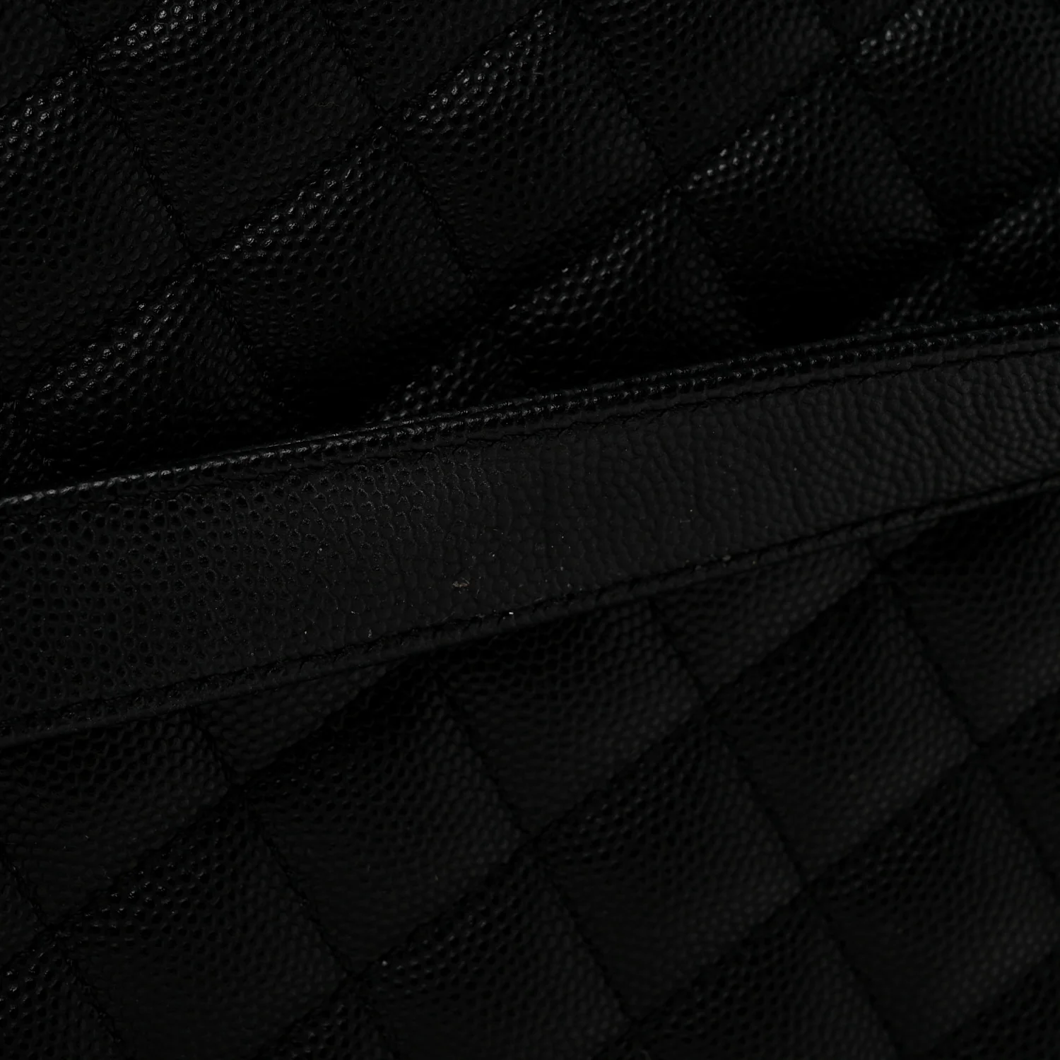 Caviar Quilted New Medium Boy Flap Black