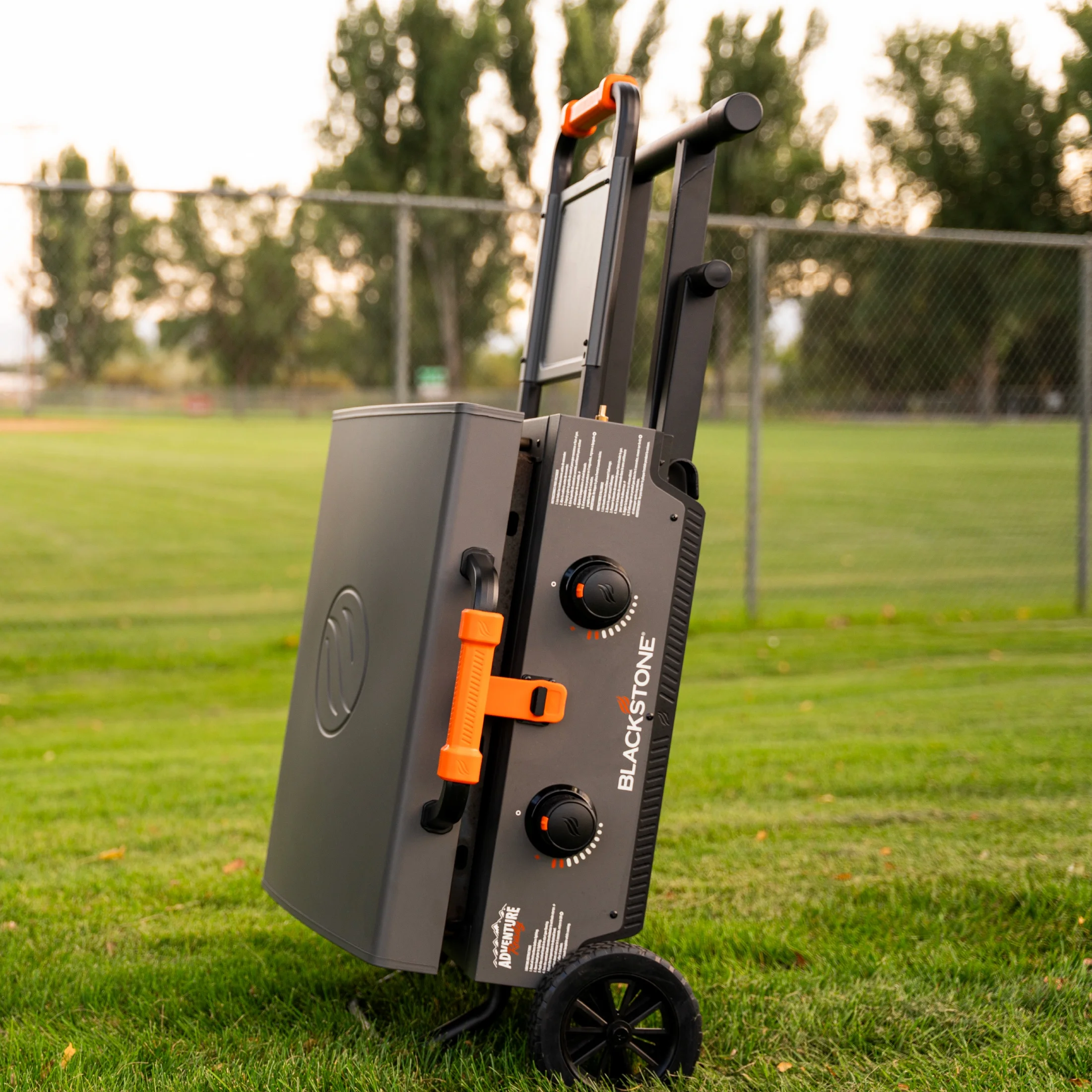 Adventure Ready 2-Burner 22" Propane Omnivore Griddle with Flex-Fold Legs in Charcoal Gray(Charcoal Gray) - Image 8
