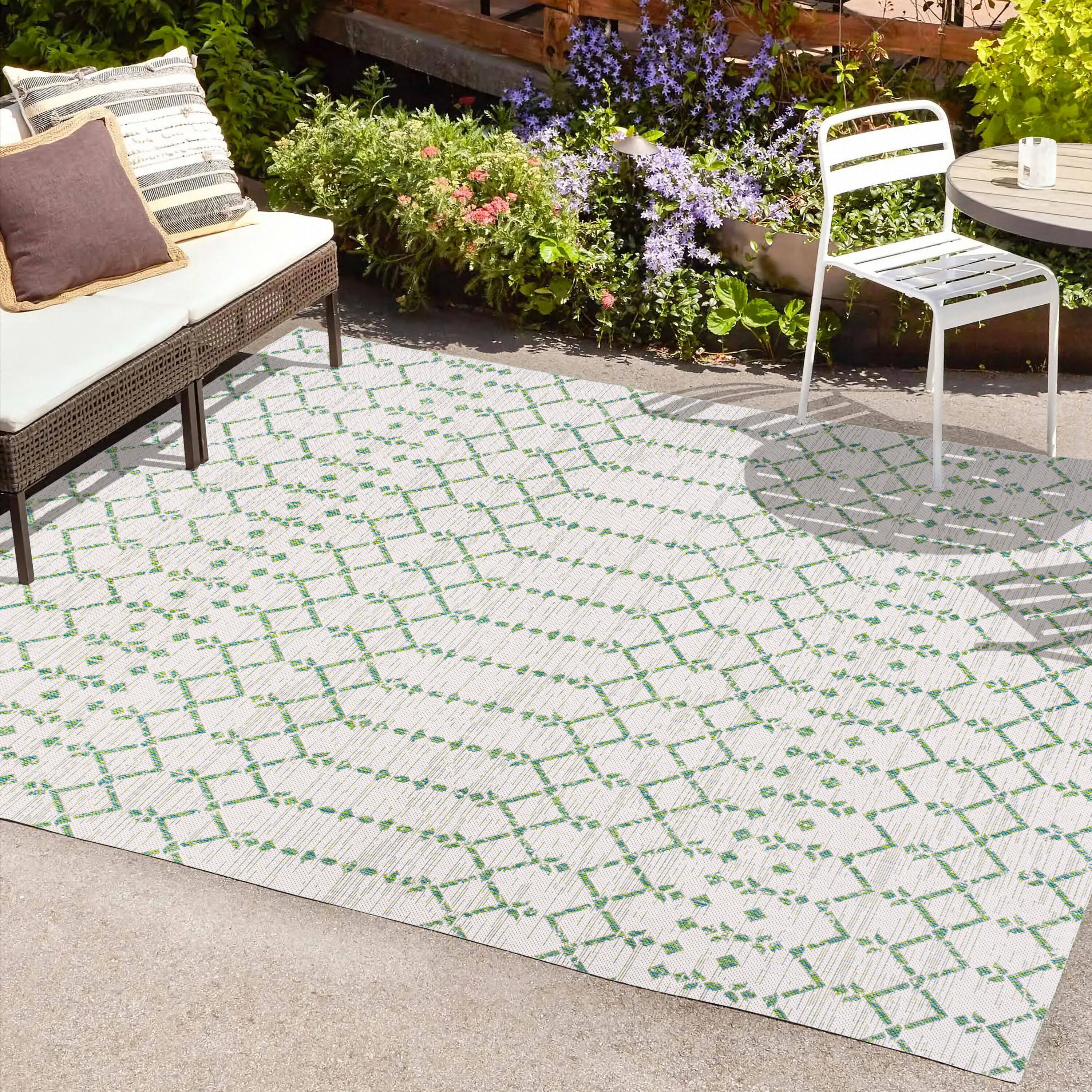 Jonathan Y Ourika Moroccan Geometric Textured Weave Indoor/Outdoor Area Rug - Green/Ivory - 3x5 Feet