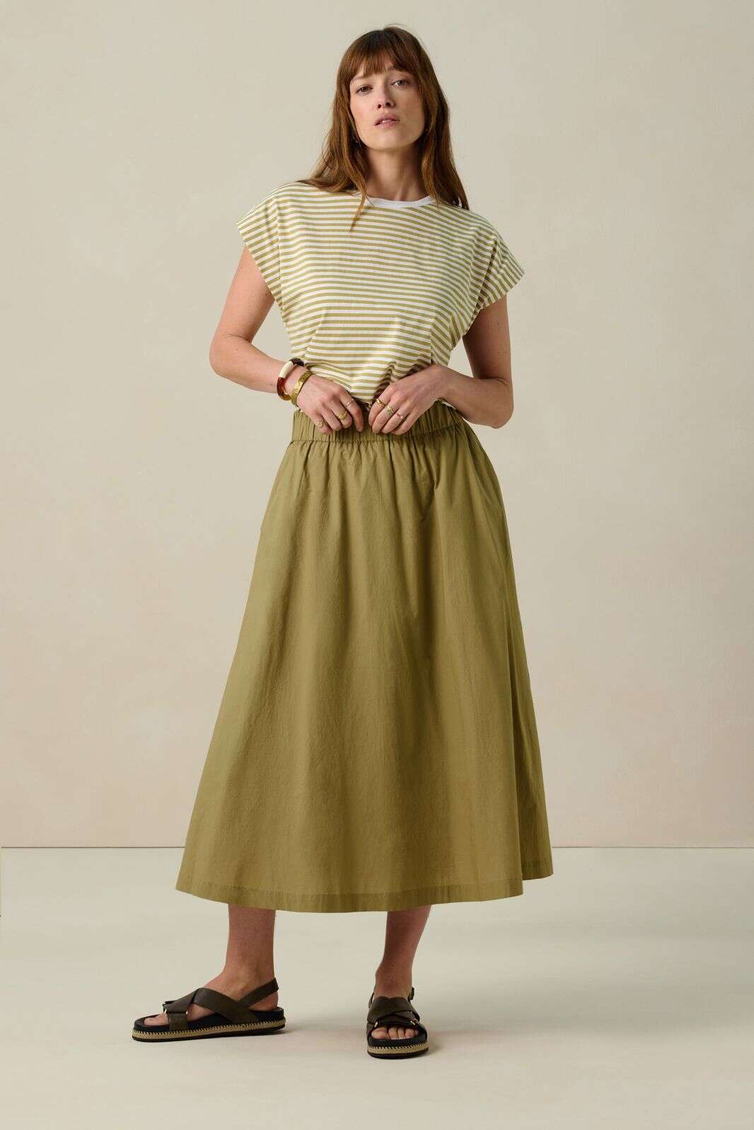 Groen mouwloos T-shirt met strepen