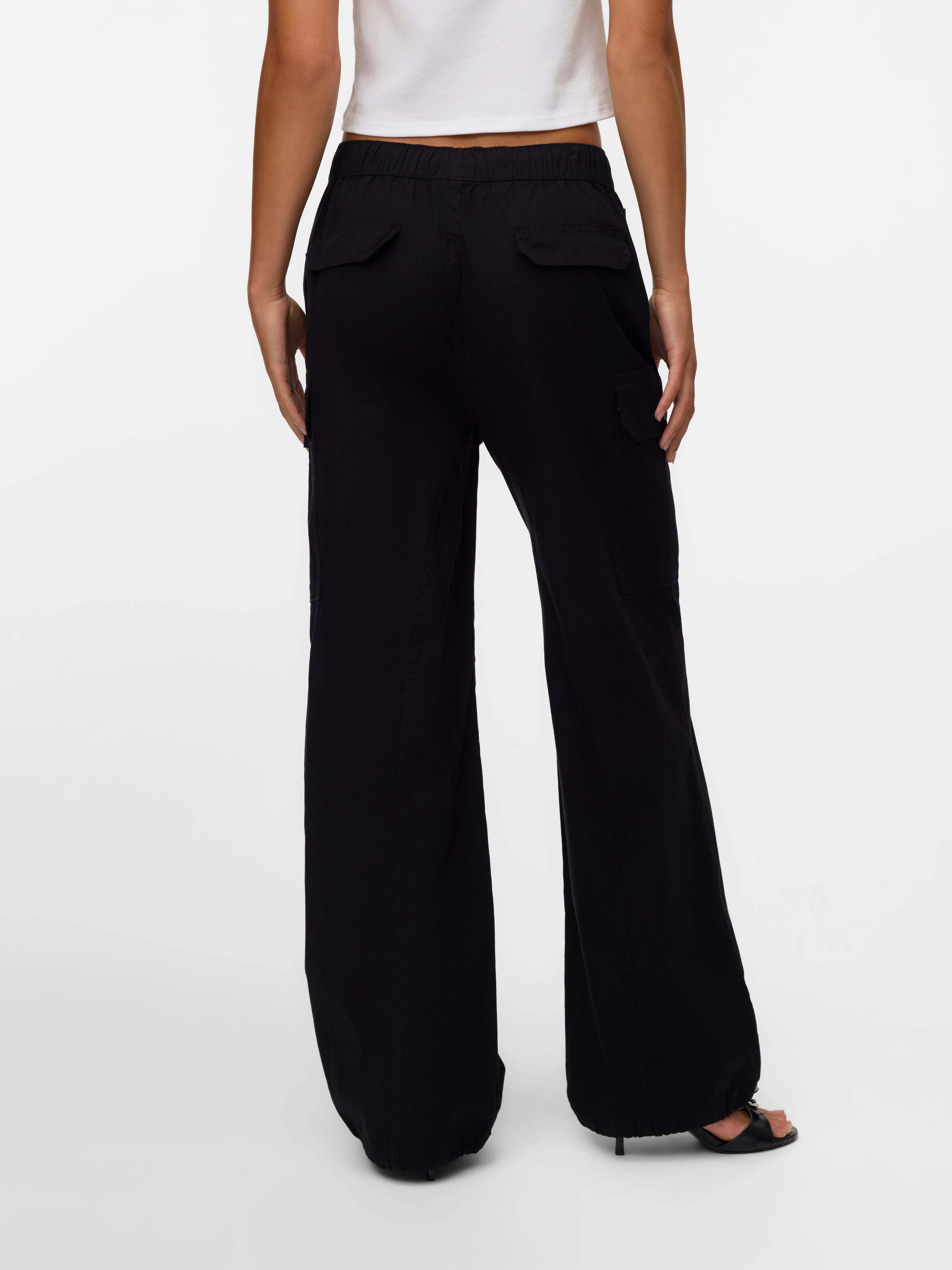 VERO MODA® VMKARLIE Mid waist Cargo Trousers