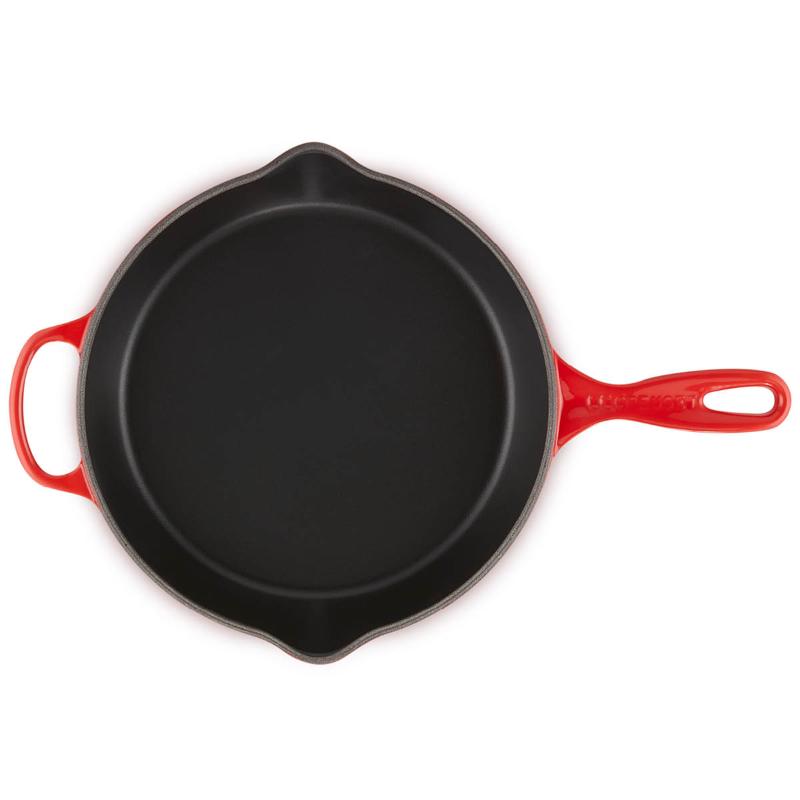 Dyp støpejernspanne 26 cm 2L cerise
