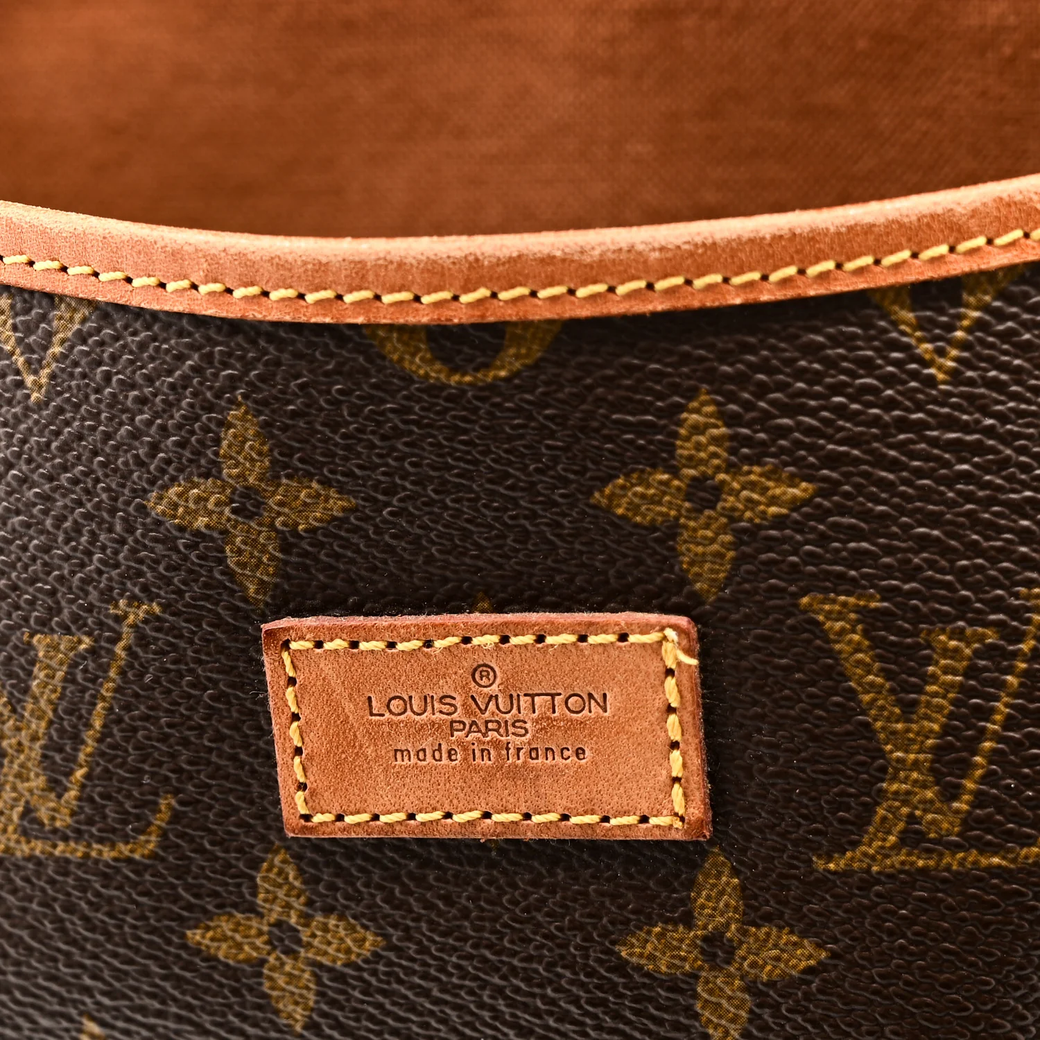 Monogram Saumur 35