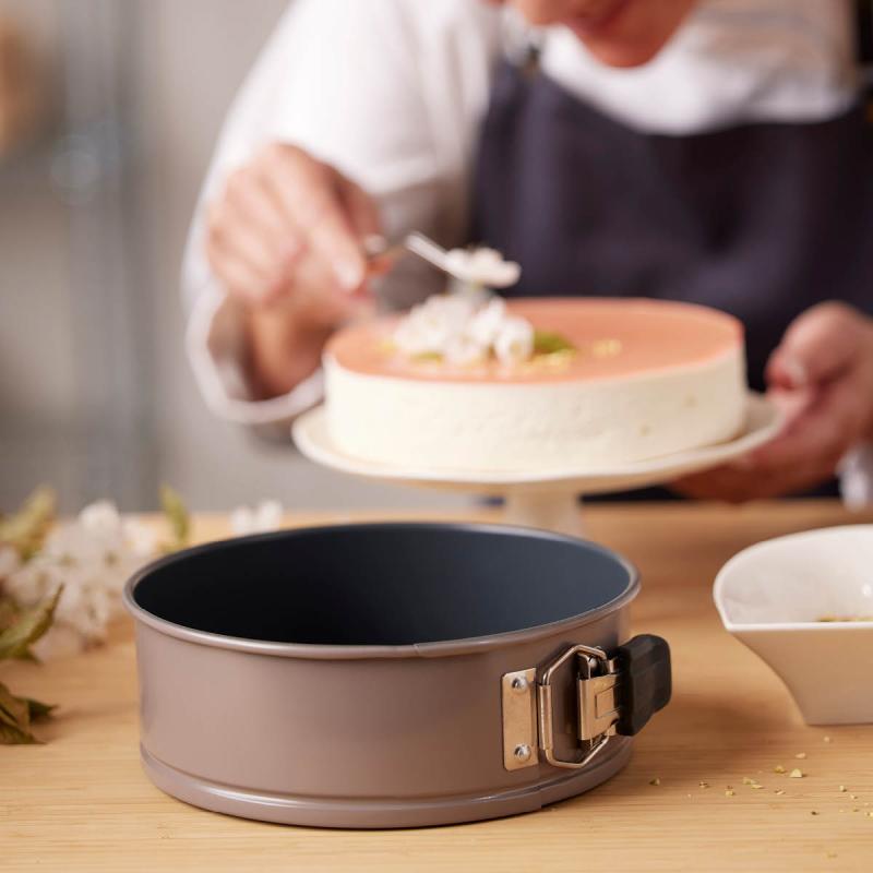 Springform 24 cm stål latte