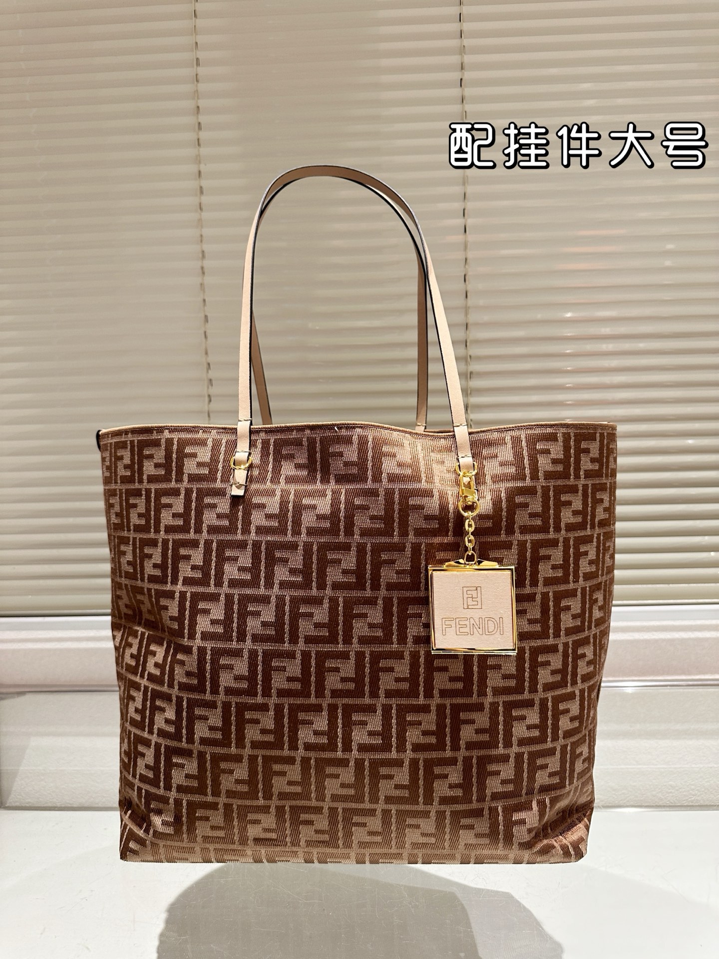 fen new arrival tote bag big size: 36*34 cm