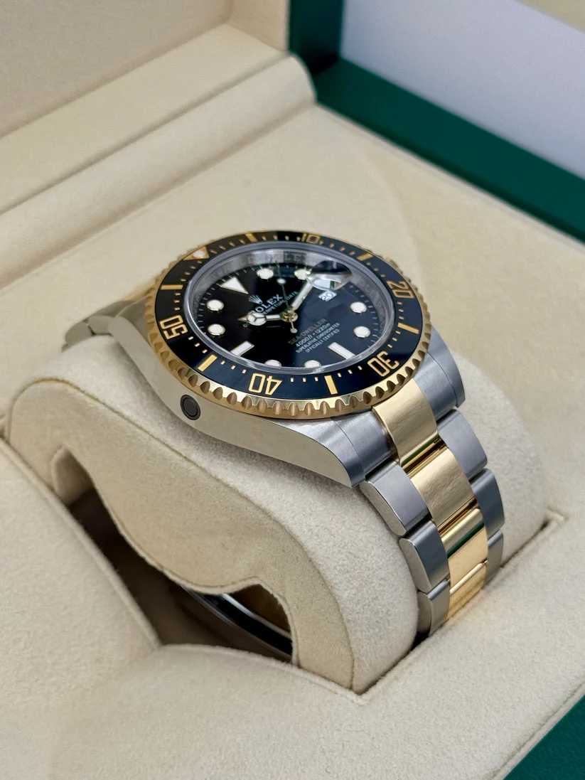 [Super Clone]Rolex Sea-Dweller 126603 Solid Gold & Oystersteel Black Dial Men’s Watch