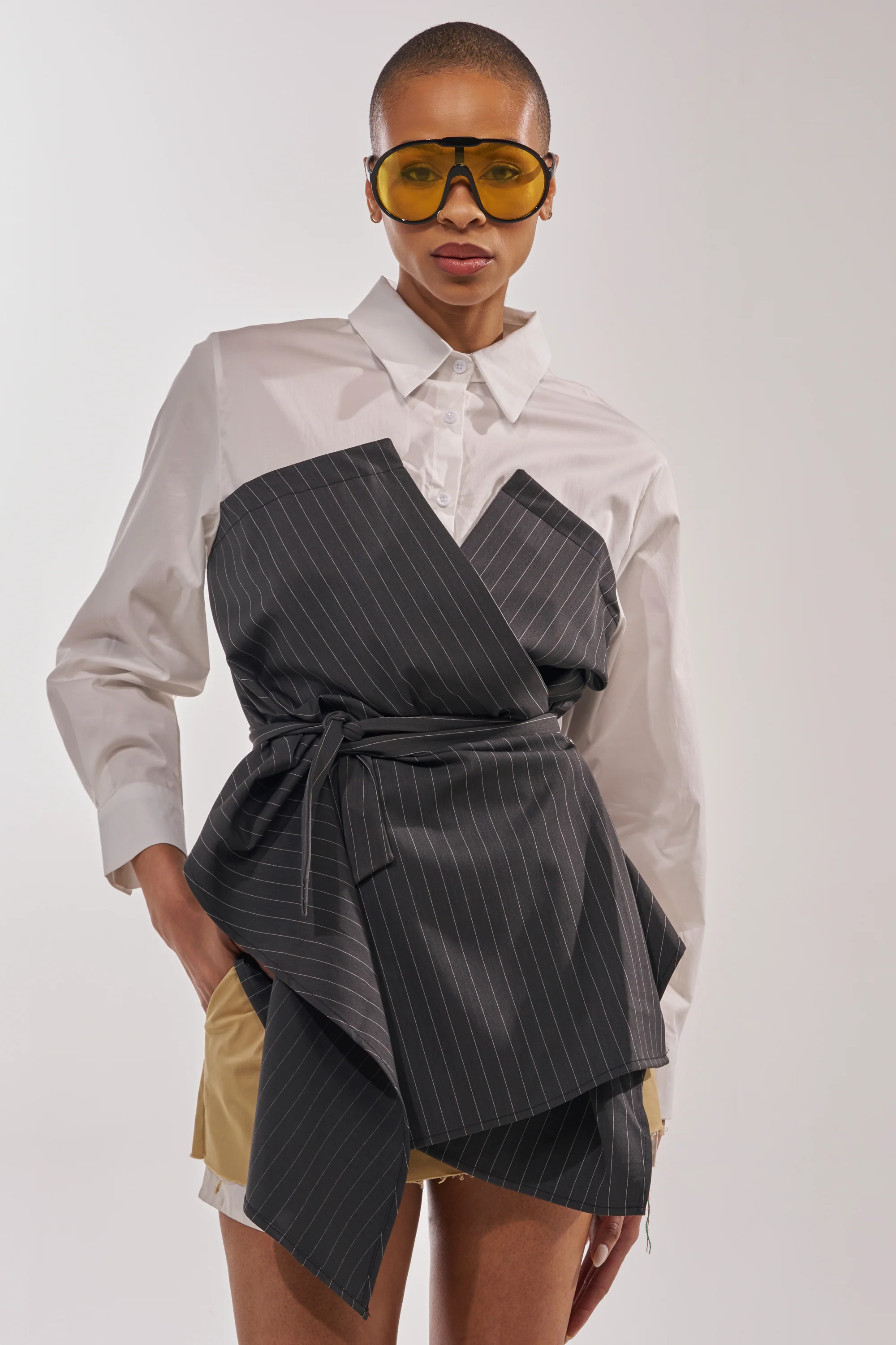 BUSINESS ONLY BUTTON DOWN - Akira Store