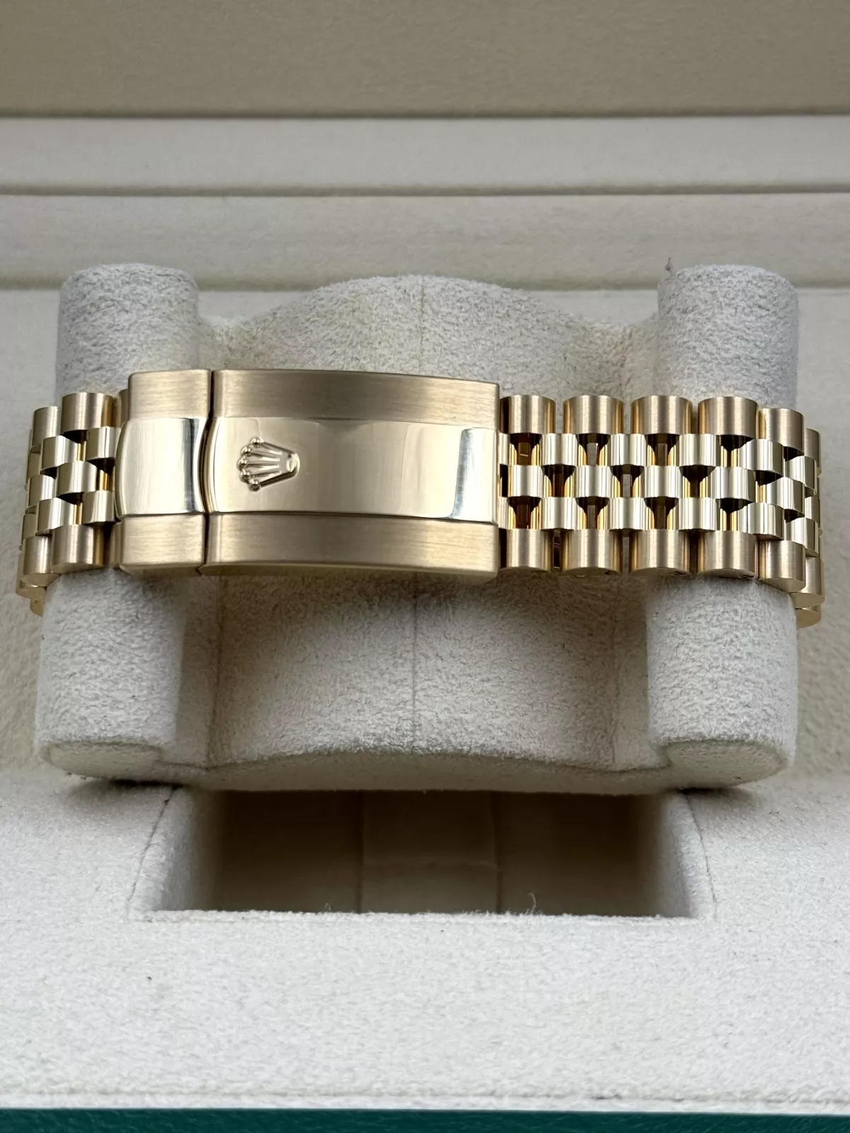 [Super Clone]RLX  Sky-Dweller 42mm Yellow Gold Champagne Dial Jubilee - 336938