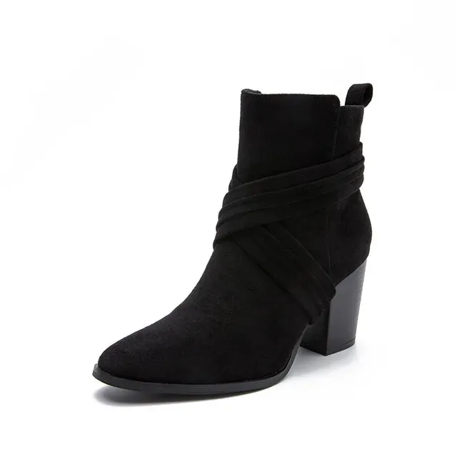 Sophie Paris I Bottines à Talon avec Détails de Zip et Lanières