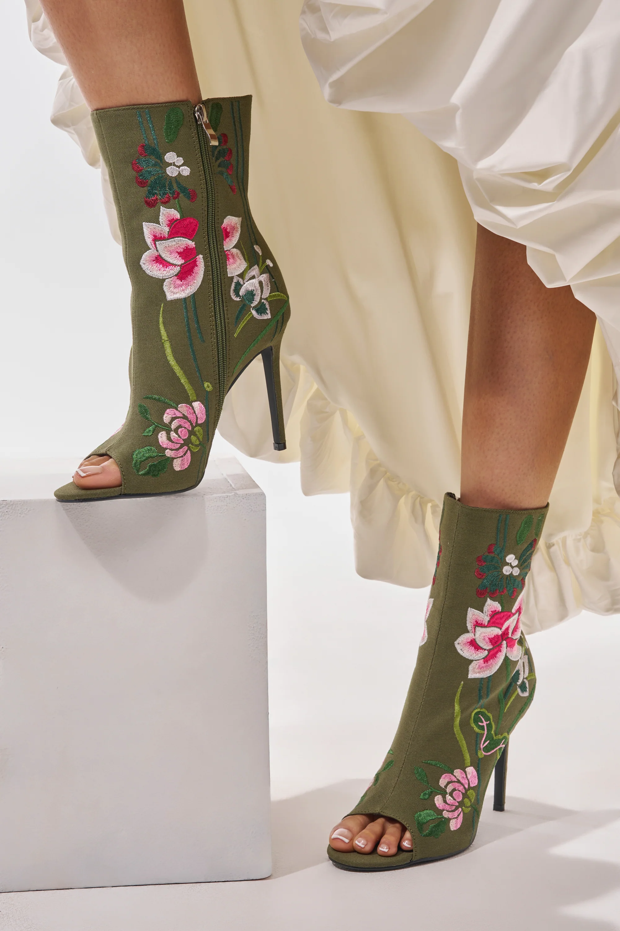 AZALEA WANG DENEVUE OLIVE OPEN TOE BOOTIE - Akira Store