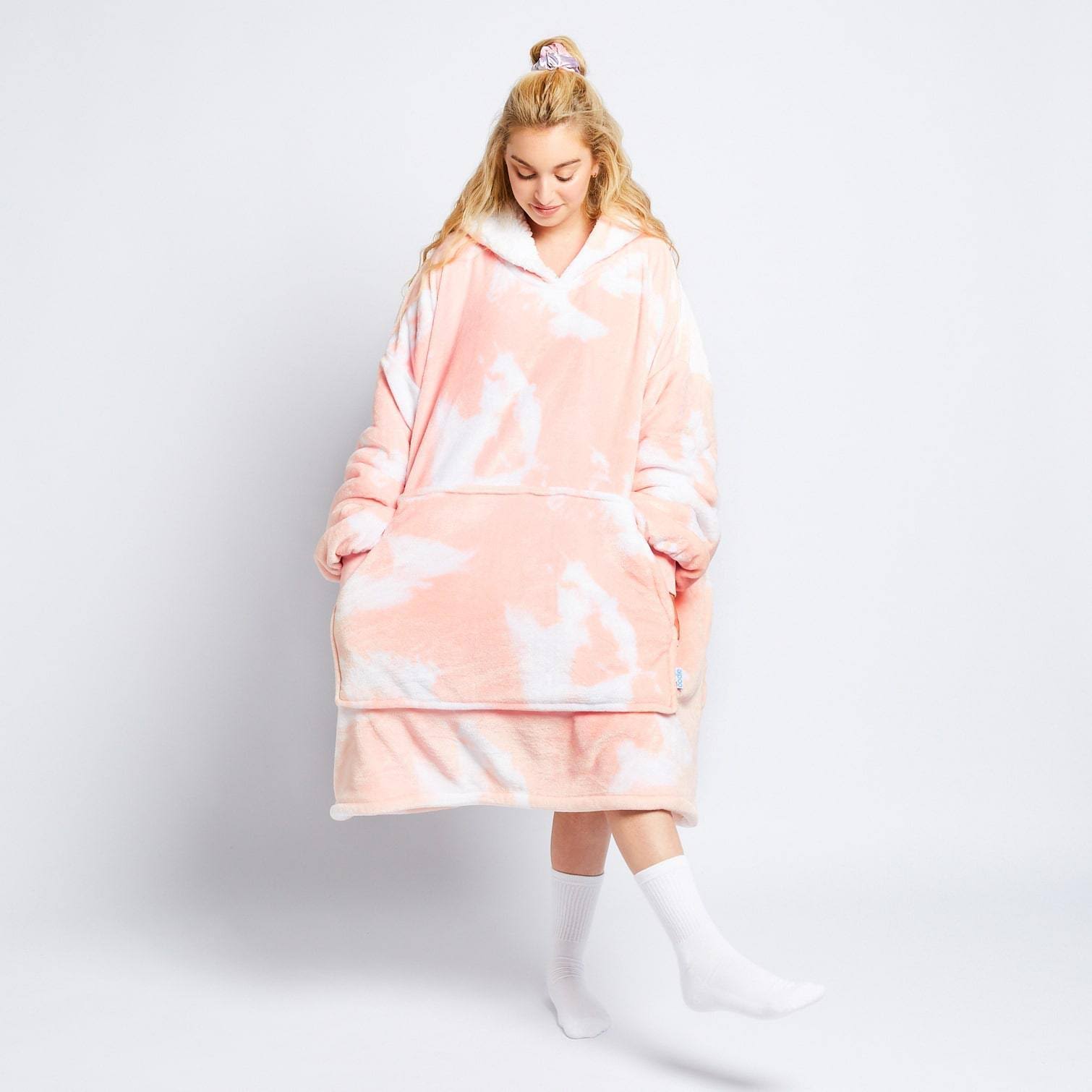 The oodie Blanket Hoodie | Premium Wearable Blanket Adult| Cozy Hoodie Blanket | Hoodie Blankets, Oversized Hoodie Blanket for Women & Men | oodie